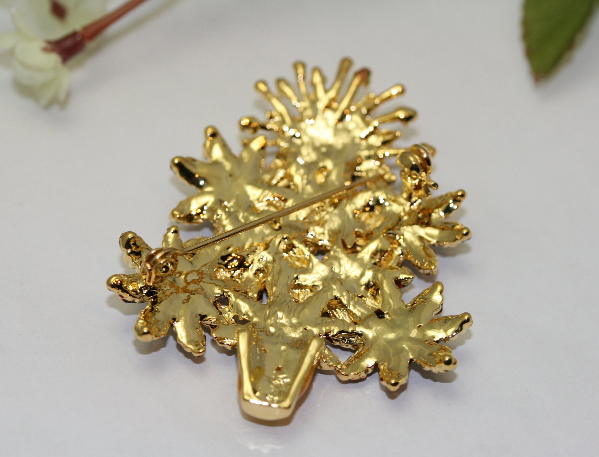 Vintage Rhinestone and Enamel '' POINSETTIA CHRISTMAS TREE '' Brooch Pin, Costume Jewelry, Holiday Christmas Jewelry