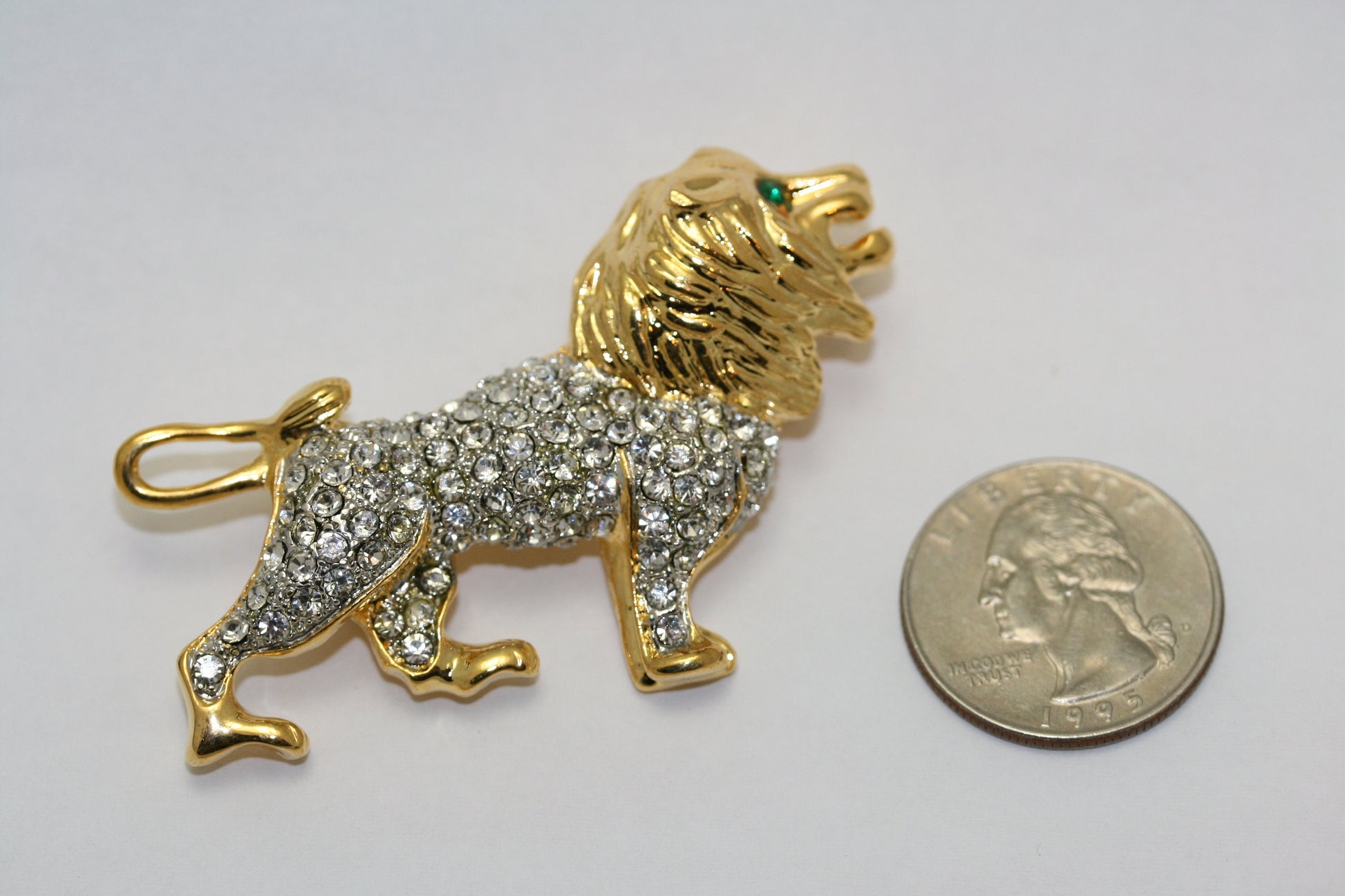 Rhinestone Gold-tone Vintage Majestic Lion Brooch Pin