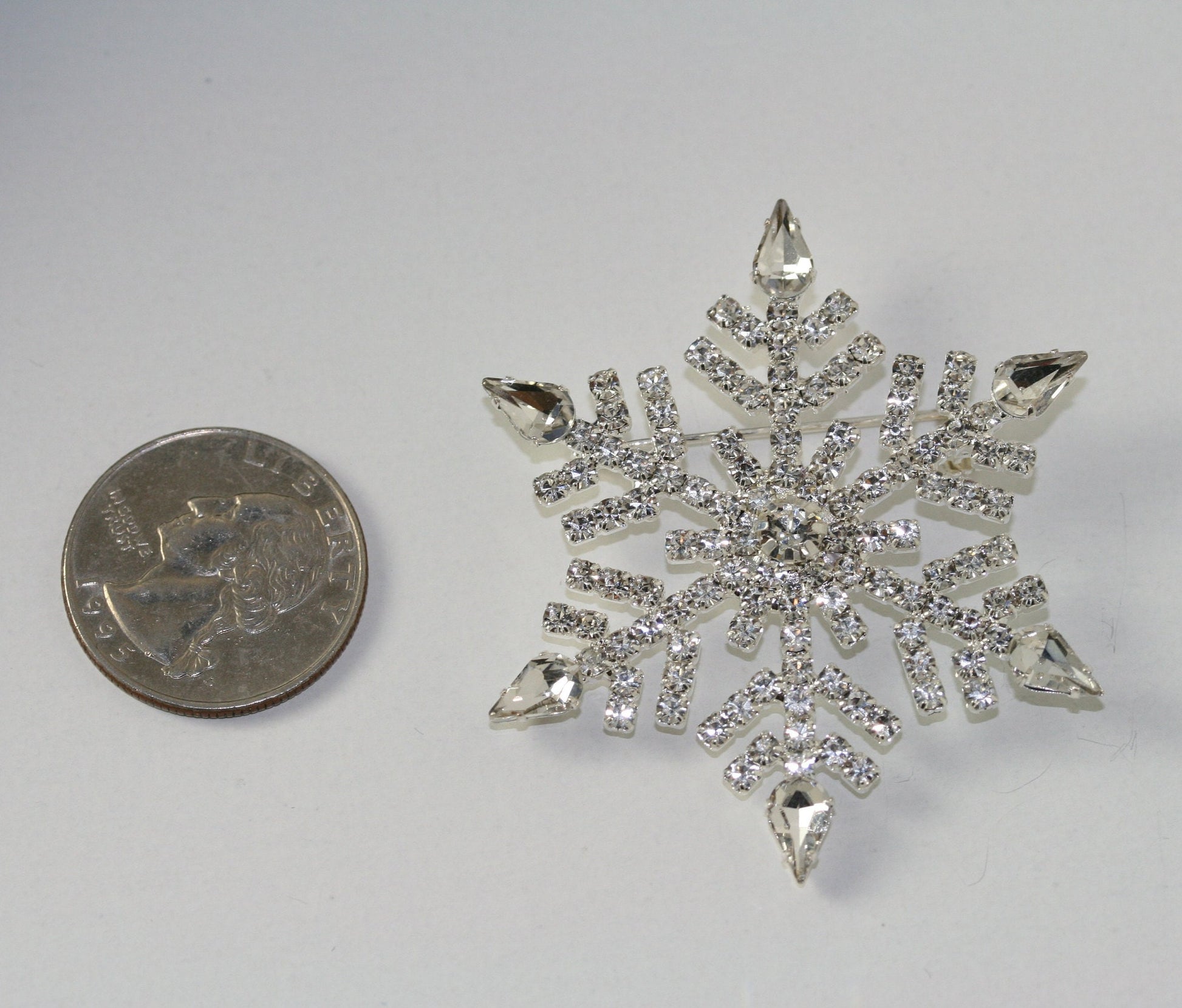 Crystal Winter Snowflake Flower Clear Rhinestone Elegant Christmas Brooch Pin and Pendant, Christmas Holiday Gift Jewelry
