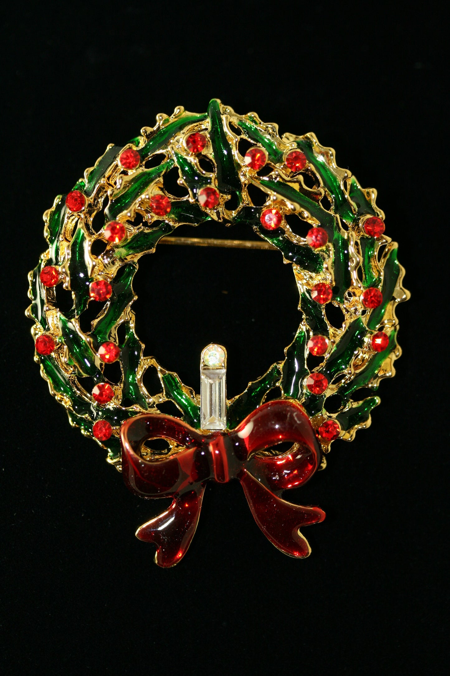 Gold Tone Emerald Green Ruby Red Rhinestone Christmas Wreath Pin Brooch, Xmas Holiday Jewelry Gift, Holiday Wreath Brooch