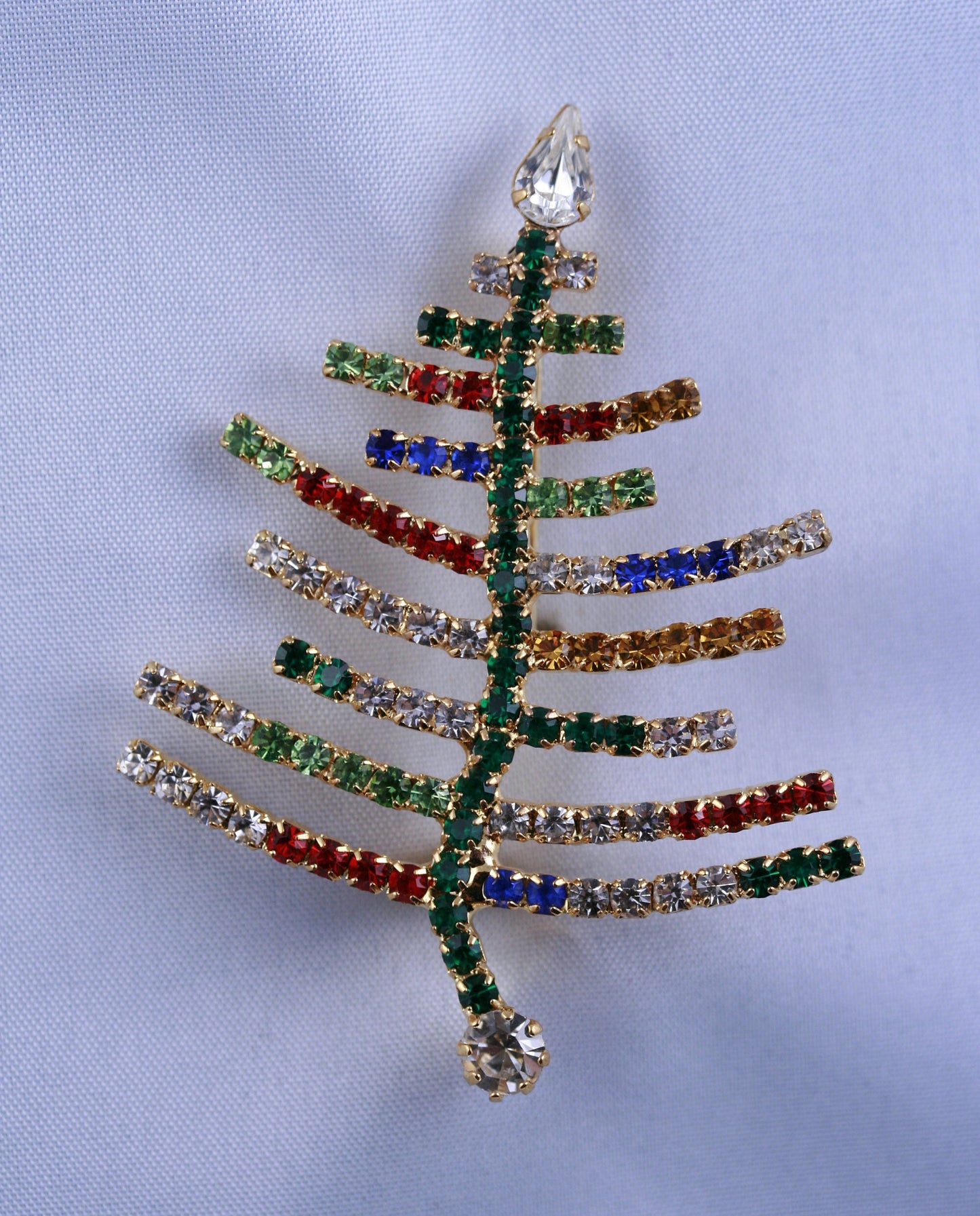 Sparkling Rhinestone Christmas Tree Brooch, Xmas Pin, Holiday Fashion Jewelry Gift
