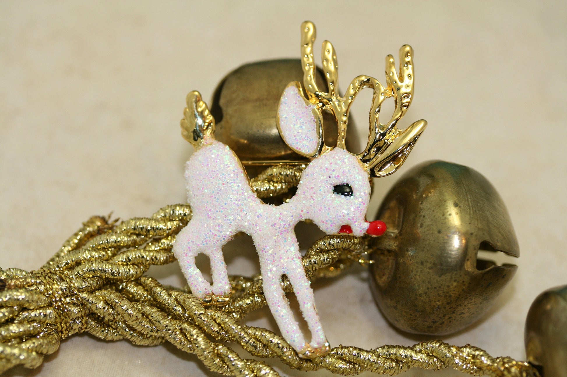 Beautiful Rudolph Reindeer Sparkling White Christmas Reindeer Pin Brooch, Christmas Jewelry