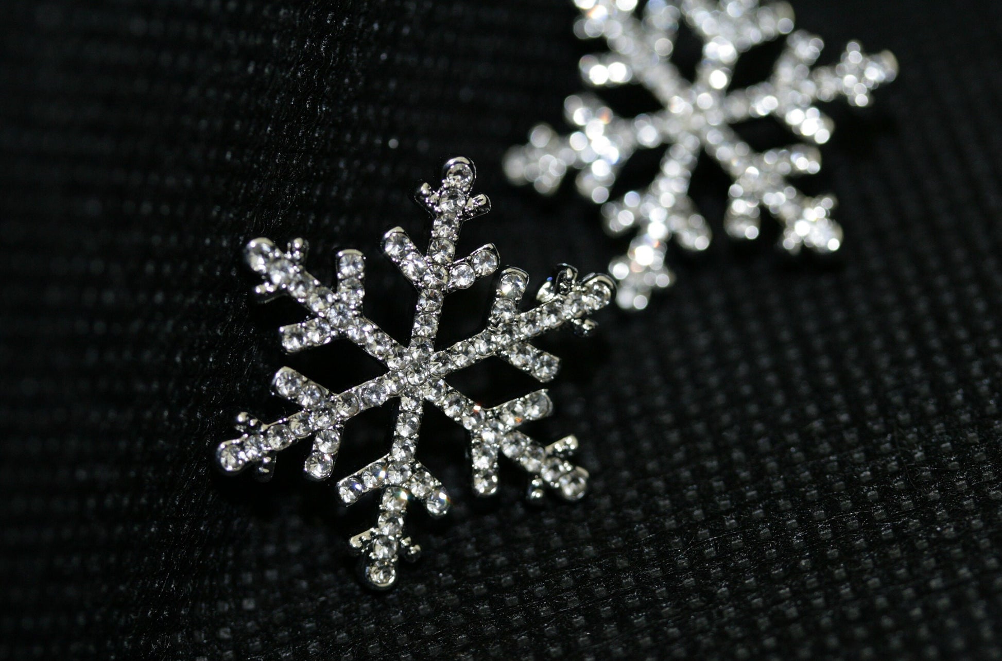 Rhinestone Snowflake Post Stud Earring, Crystal Christmas Holiday Jewelry, Winter Snowflake Earring