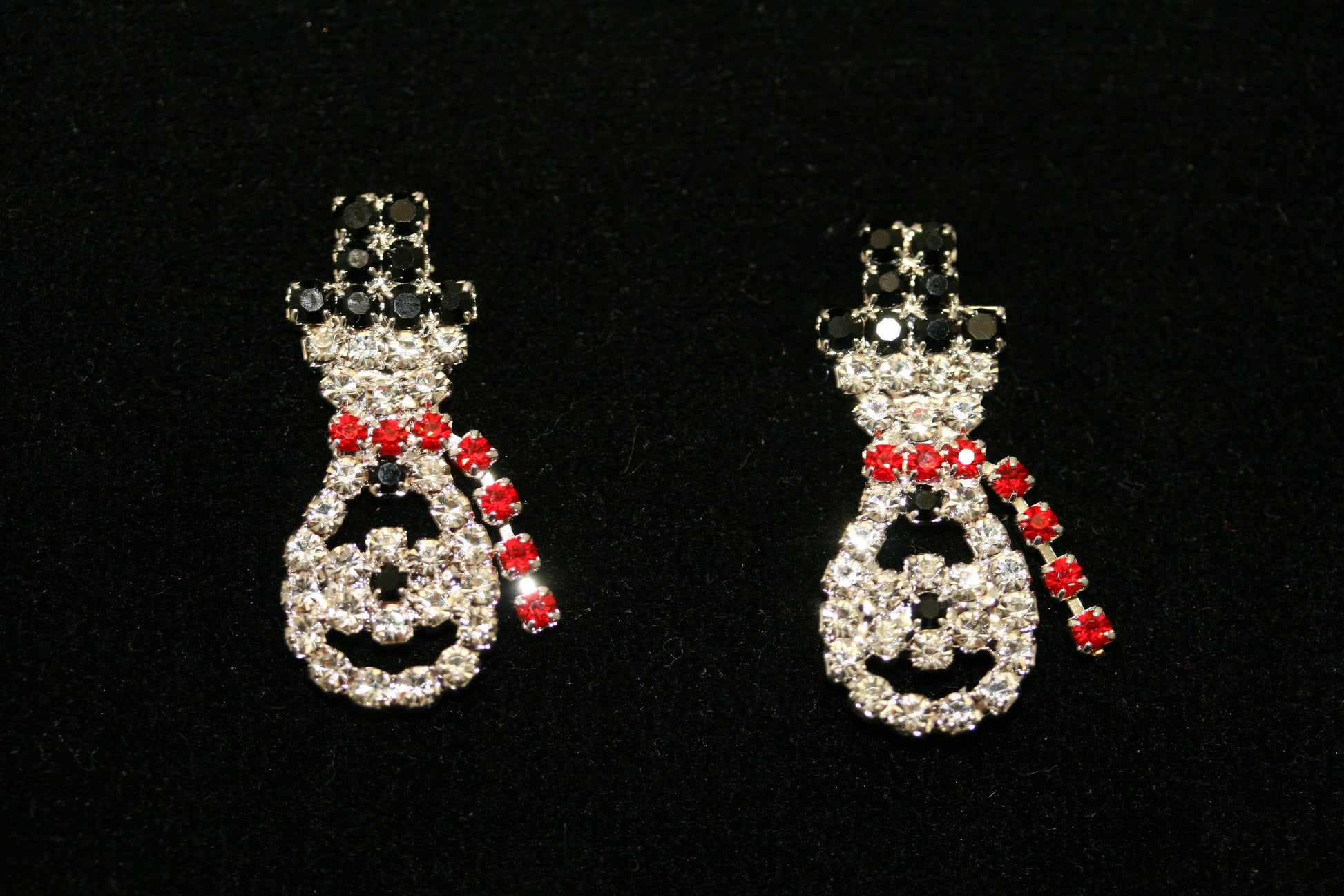 Rhinestone Christmas Snowman Earring, Christmas Stud Earring, Holiday Jewelry