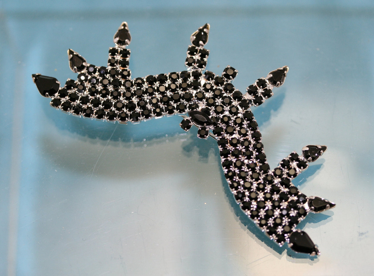 Rhinestone Crystal Black Bat Pin Brooch for Halloween, Prong-Set Halloween Jewelry