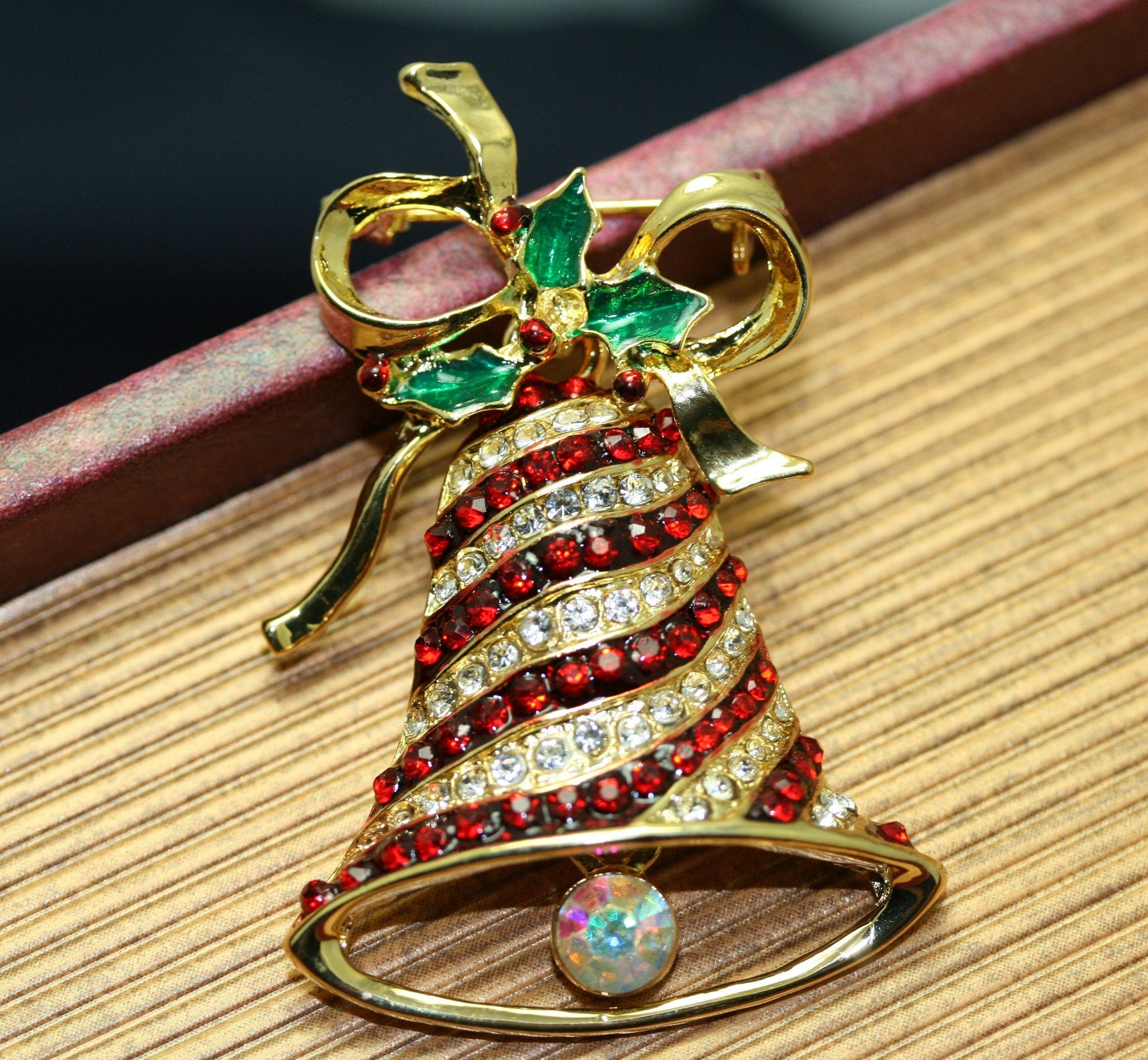 Vintage Dangling Heavily Mechanical Christmas Bell and Bow Pin, Rhinestone Xmas Bell Jewelry, Holiday Gift.