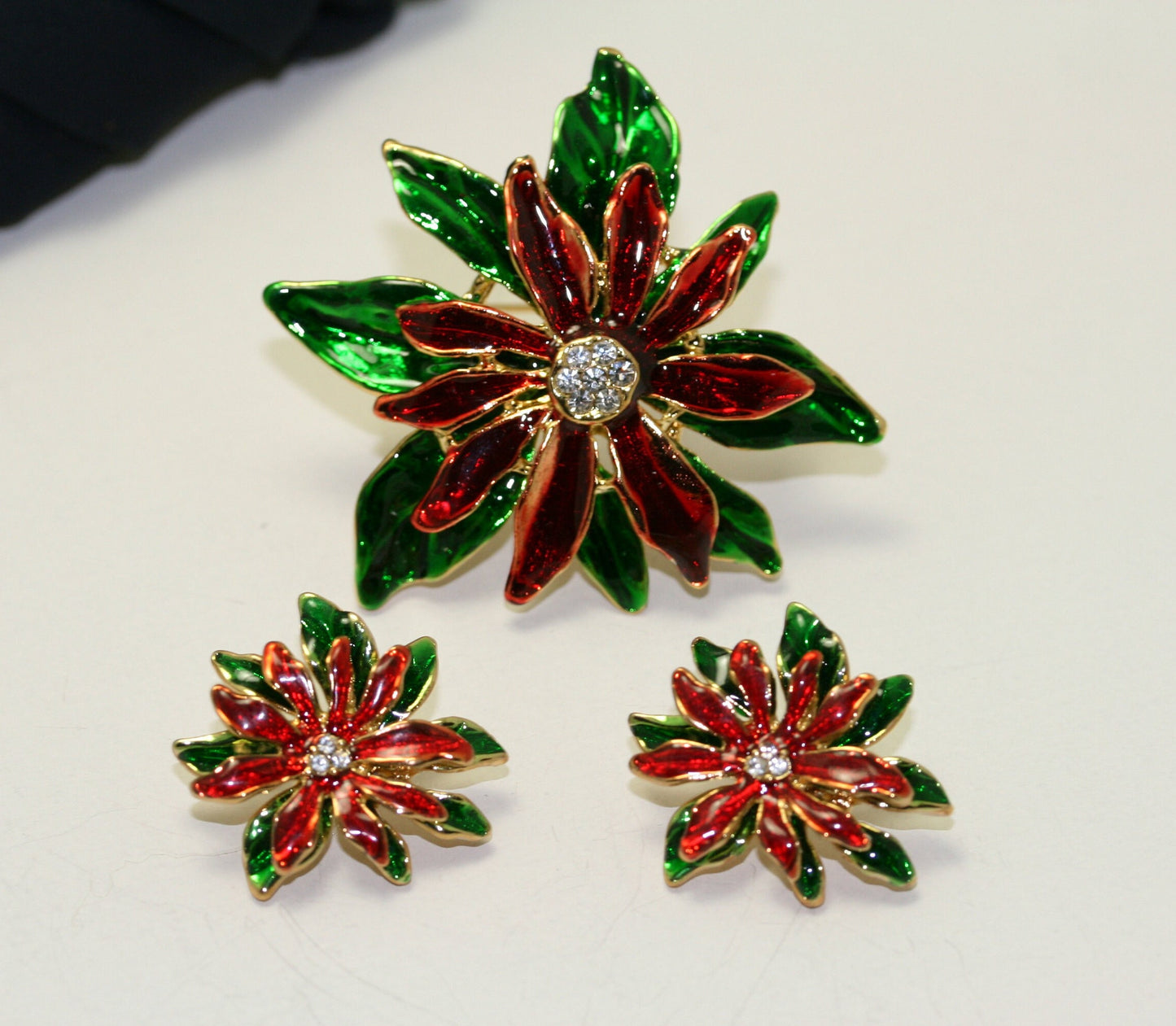 Christmas Enamel Poinsettia Brooch / Pin and Stud Post Earrings Set, Costume Jewelry, Christmas Holiday Jewelry Gift