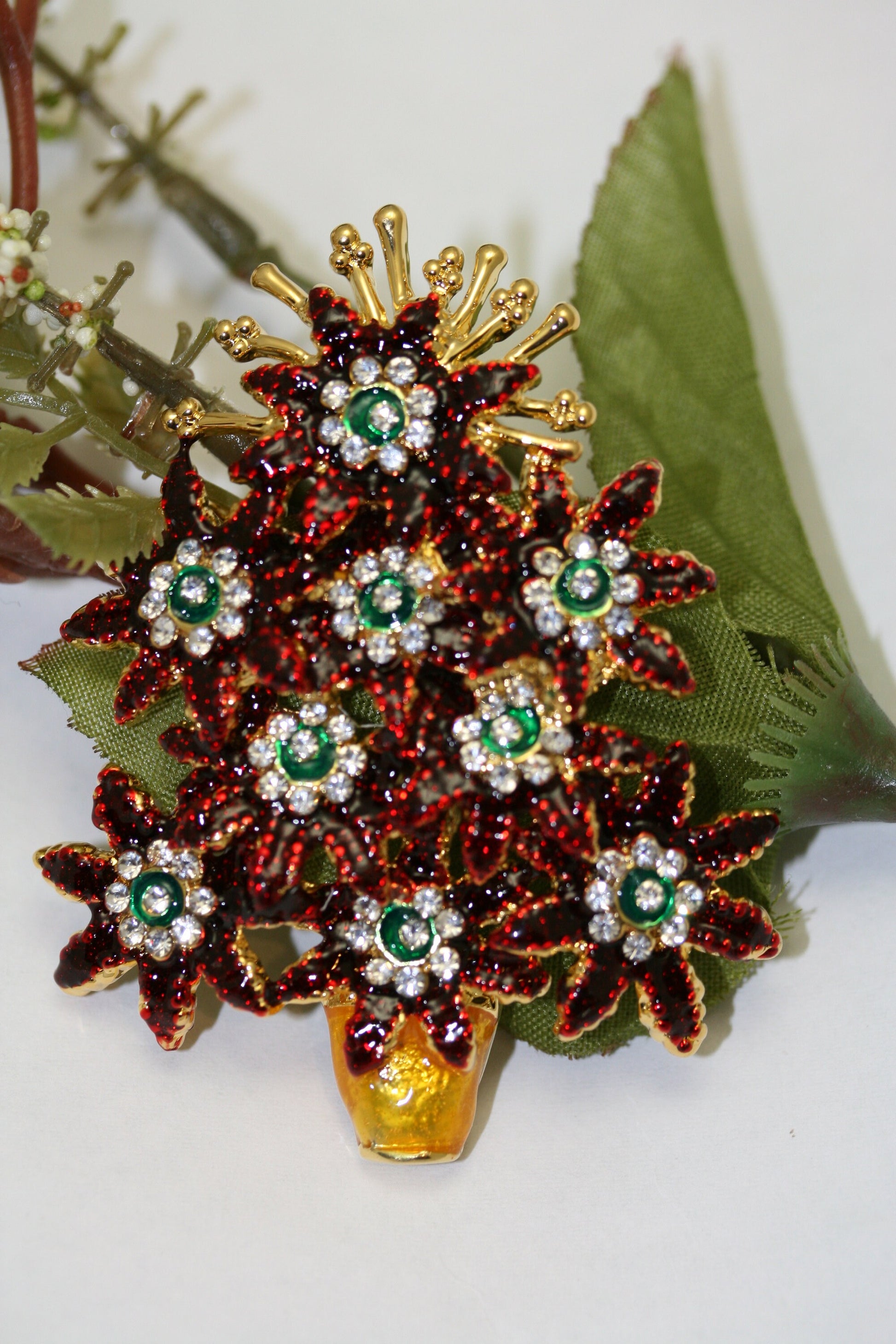 Vintage Rhinestone and Enamel '' POINSETTIA CHRISTMAS TREE '' Brooch Pin, Costume Jewelry, Holiday Christmas Jewelry
