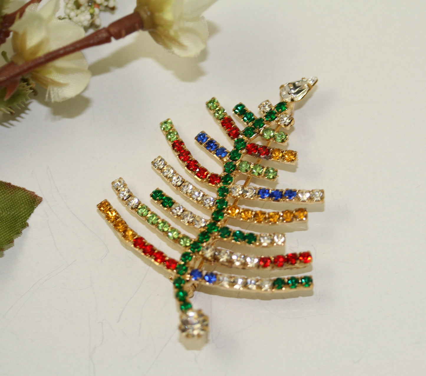 Sparkling Rhinestone Christmas Tree Brooch, Xmas Pin, Holiday Fashion Jewelry Gift