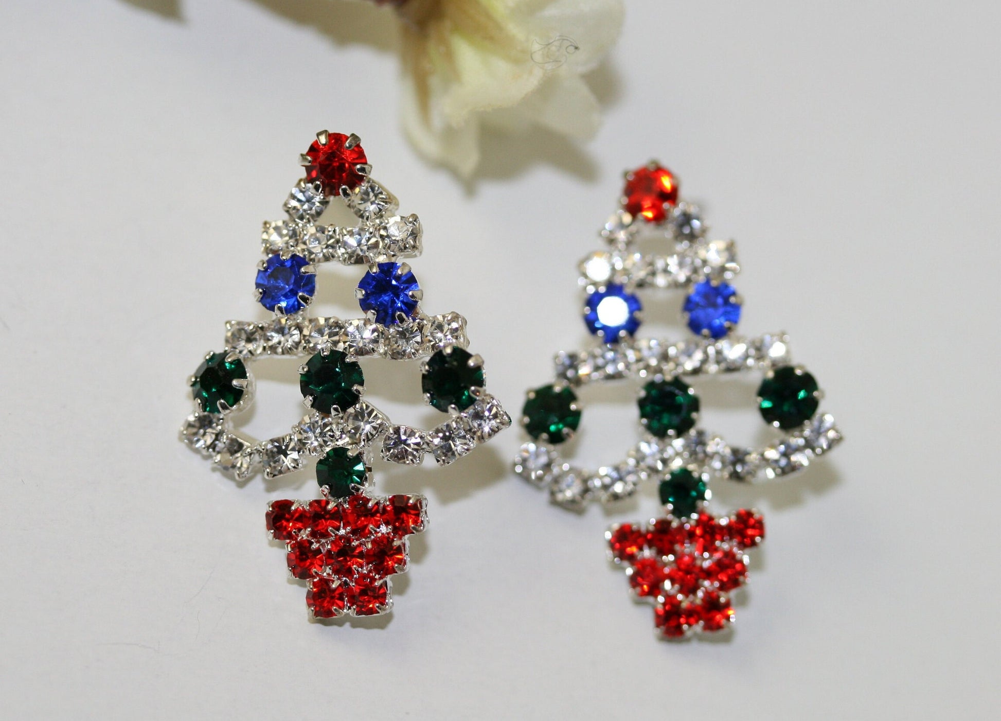 Rhinestone Christmas Tree Stud Post Earrings, Crystal Holiday Xmas Fashion Jewelry Gift