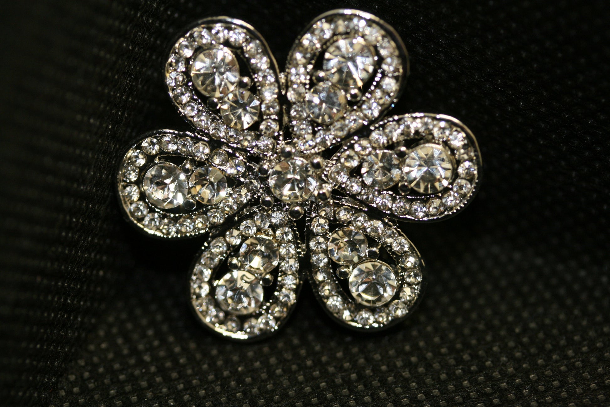 Silver-tone Rhinestone Snowflake Brooch, Pin & Pendant, Christmas Winter Snowflake Jewelry Gift, Wedding Jewelry