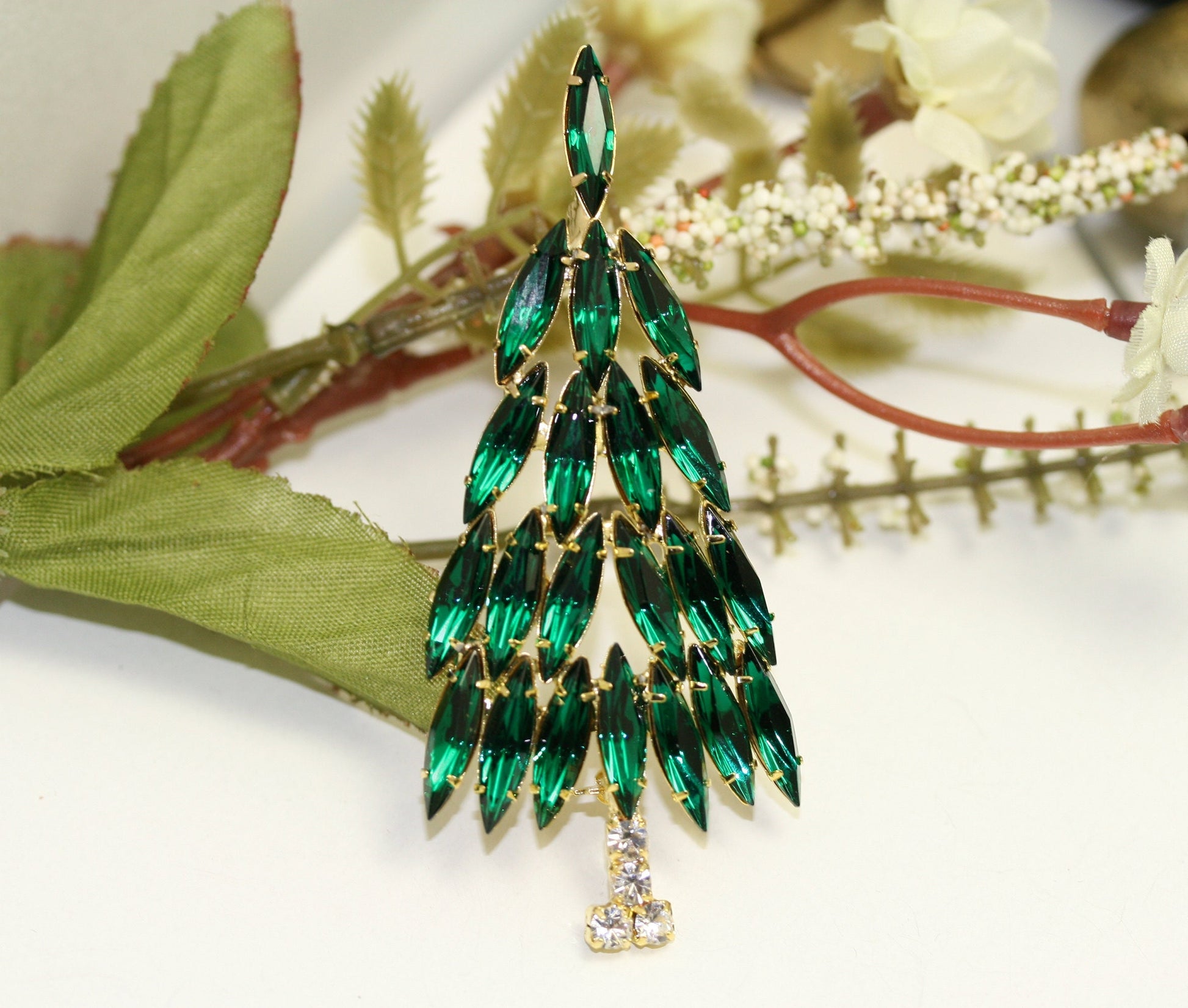 Emerald Green Rhinestone Christmas Tree Brooch Pin, Christmas Jewelry Gift