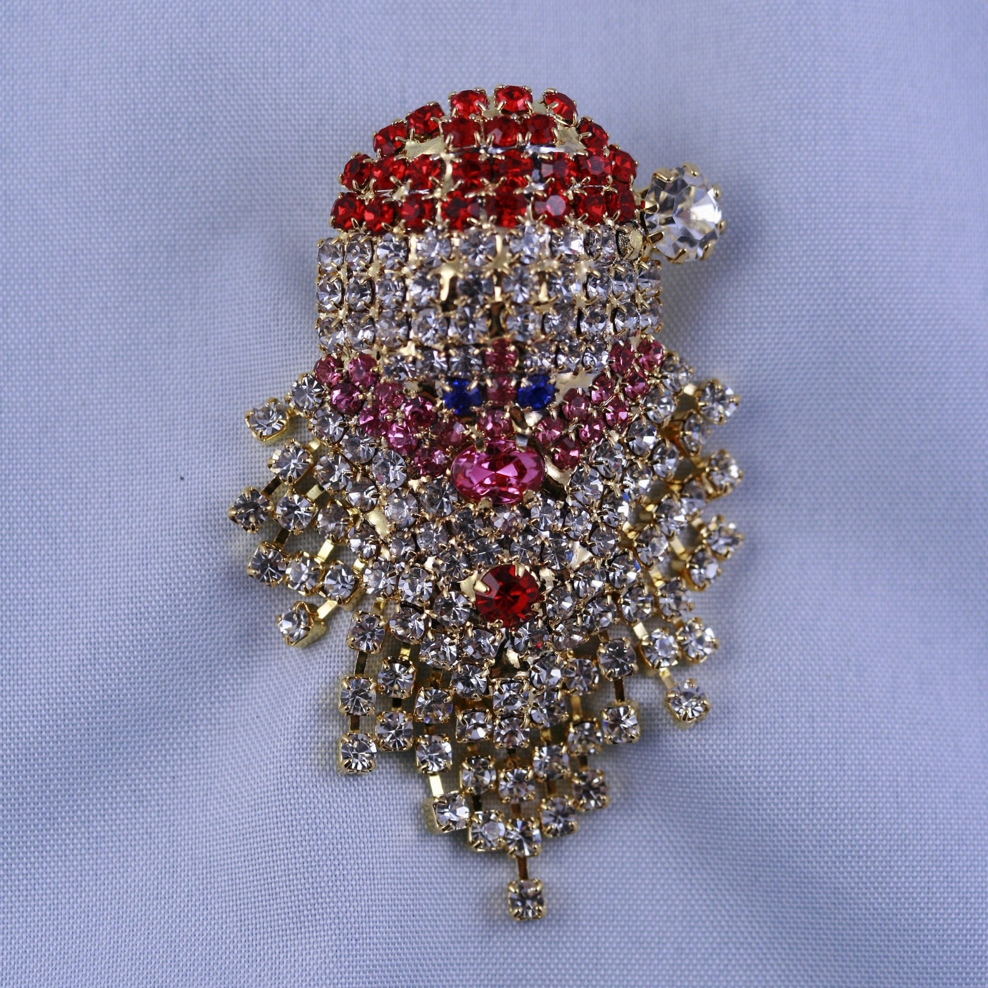 Vintage Sparkly Rhinestone Santa Claus Face Brooch Pin and Earrings Set, Xmas Holiday Jewelry Gift