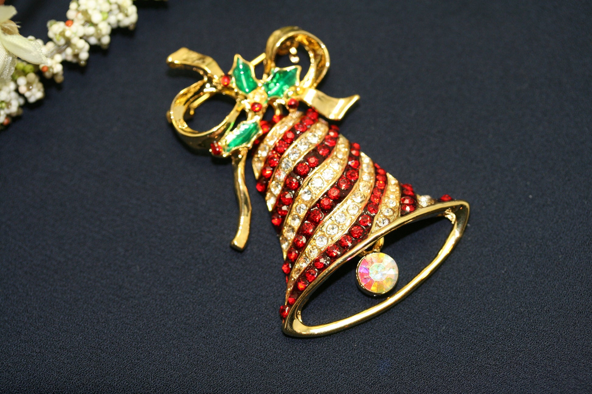 Vintage Dangling Heavily Mechanical Christmas Bell and Bow Pin, Rhinestone Xmas Bell Jewelry, Holiday Gift.