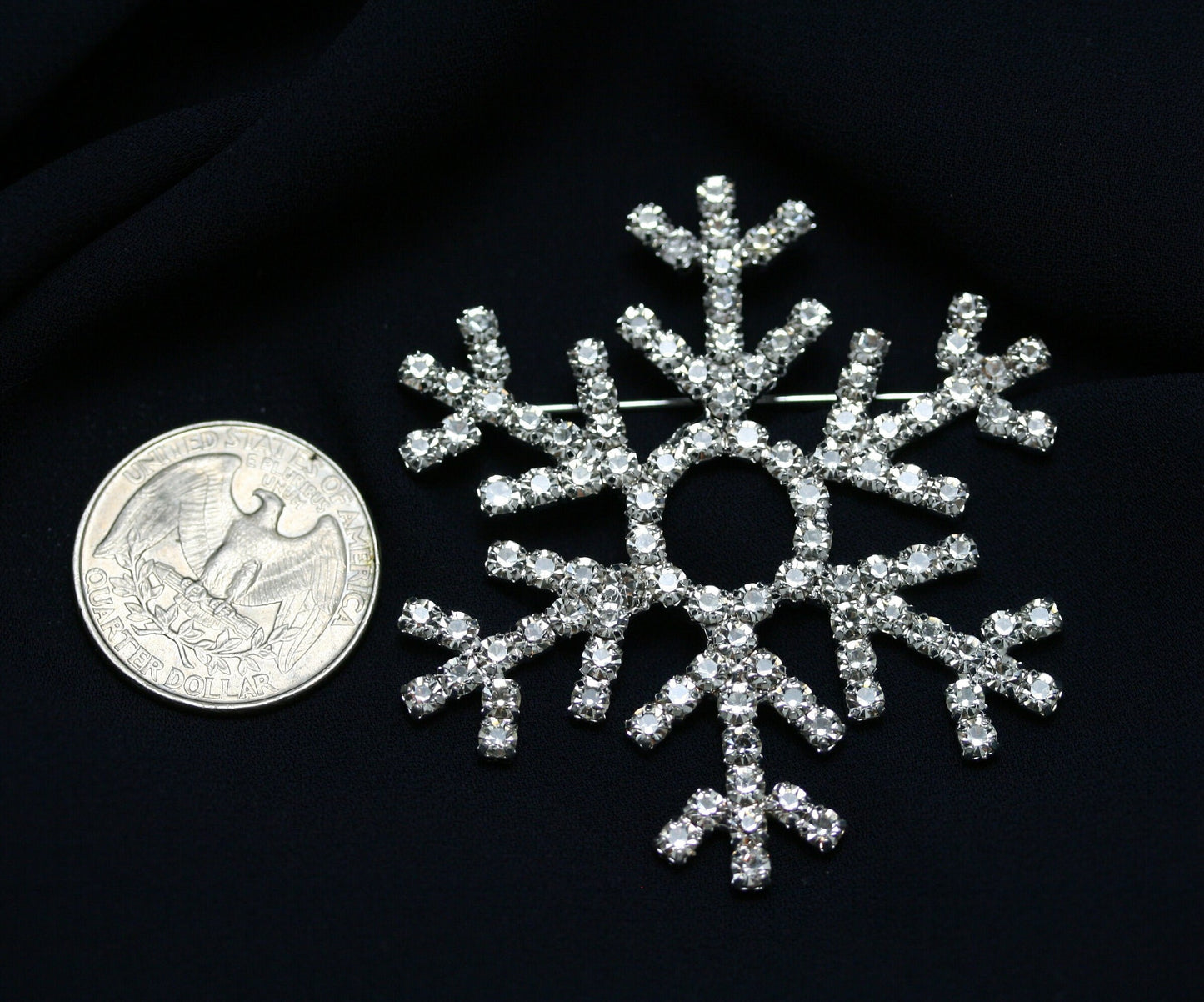 Super Sparkling Rhinestone Christmas Snowflake Brooch, Winter Snowflake Pin, Holiday Xmas Snowflake Jewelry Gift
