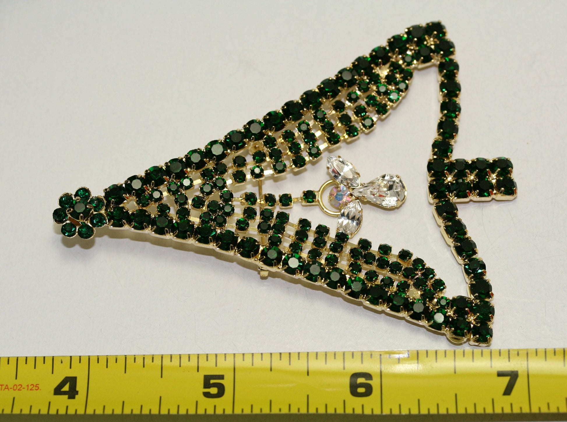 Emerald Green Rhinestone Christmas Tree Brooch Pin, Crystal Christmas Tree, Costume Holiday Jewelry Gift