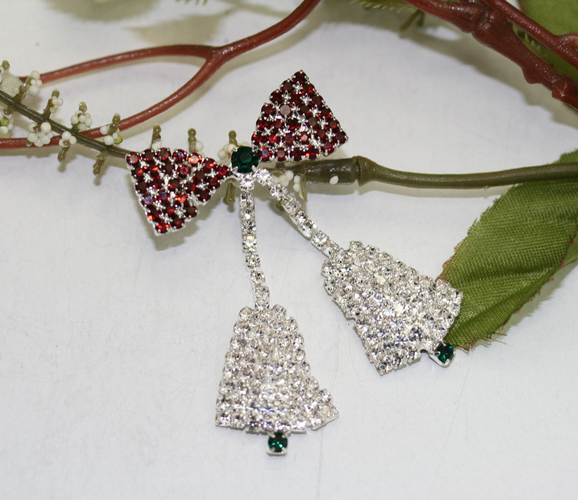 Eisenberg Ice Design Rhinestone Christmas Bells Brooch Pin (NO MARK), Crystal Xmas Holiday Jewelry Gift