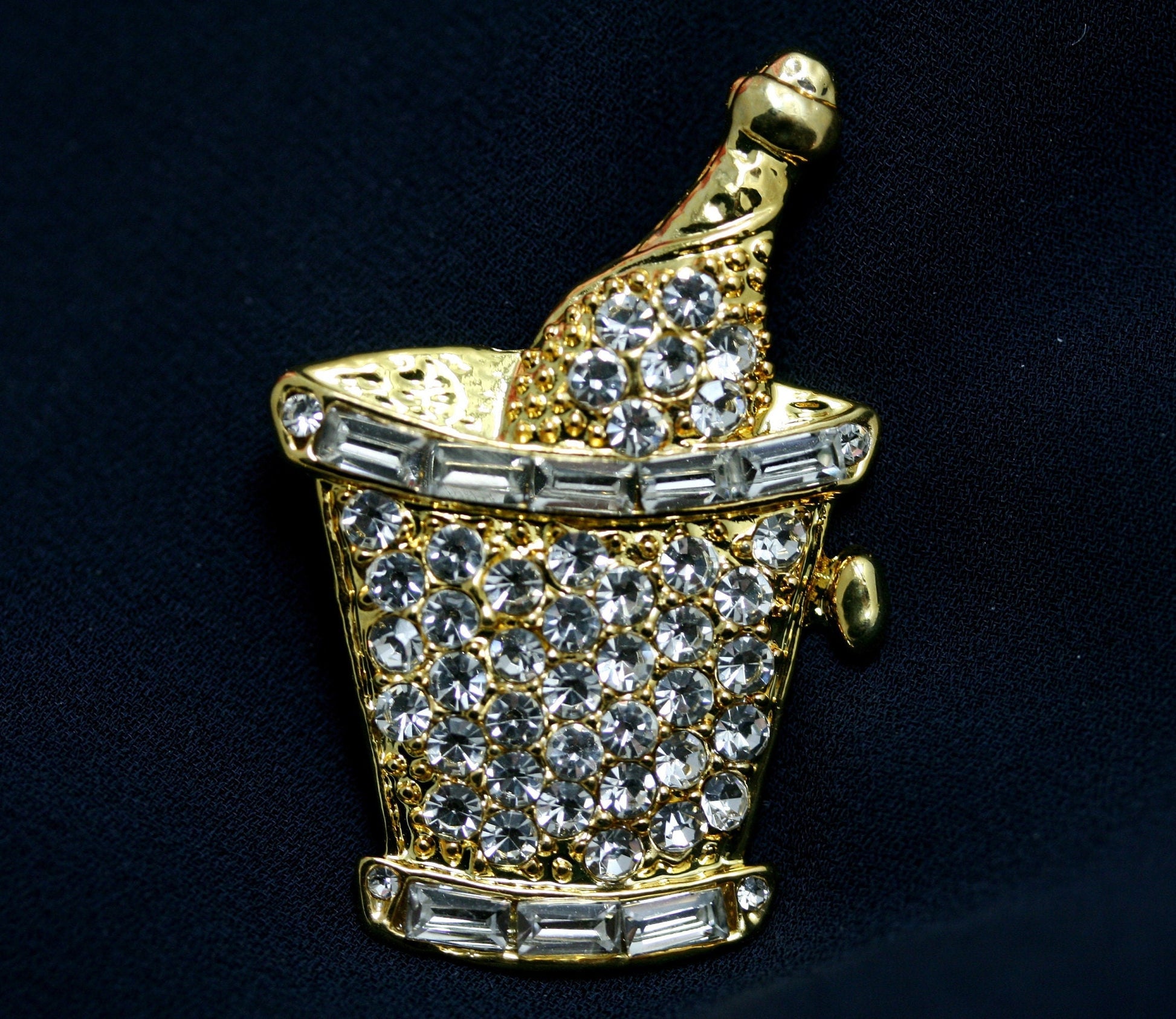 Rhinestone Ice Bucket with Champagne Bottle Pin Brooch, New Year Wedding Party Celebration Champagne Bottle Ice Bucket Pin