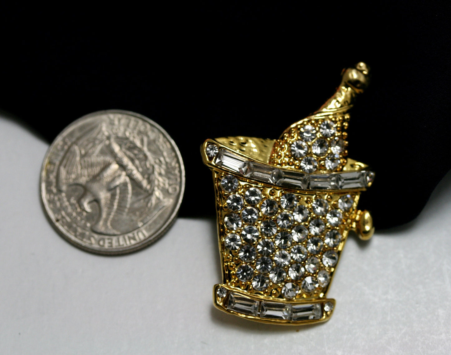 Rhinestone Ice Bucket with Champagne Bottle Pin Brooch, New Year Wedding Party Celebration Champagne Bottle Ice Bucket Pin