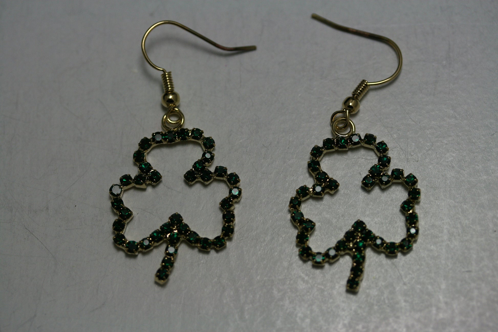 Emeralds Rhinestone Shamrock Outline St Patrick's Day Brooch & Dangle Earrings Set, Irish St Patrick's Day Shamrock Jewelry Gift