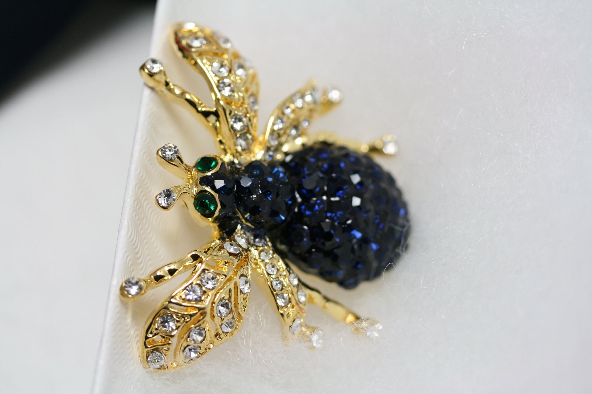 Rhinestone Blue Sapphire Bumble Bee Pin Brooch for Women, Crystal Bee Pin Jewelry