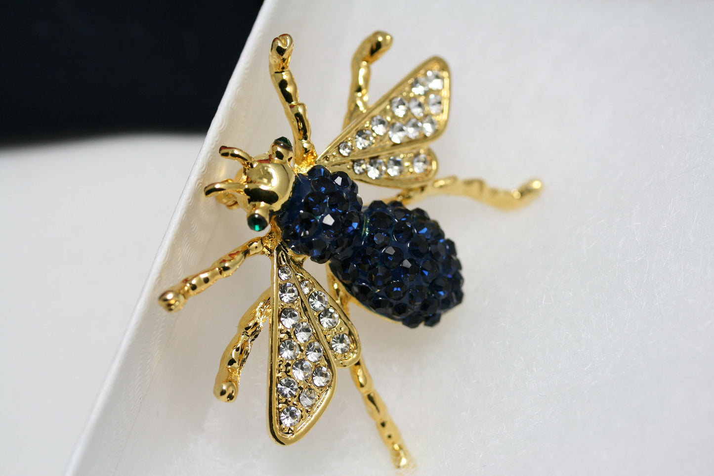 Rhinestone Blue Sapphire Bumble Bee Pin Brooch for Women, Crystal Bee Pin Jewelry