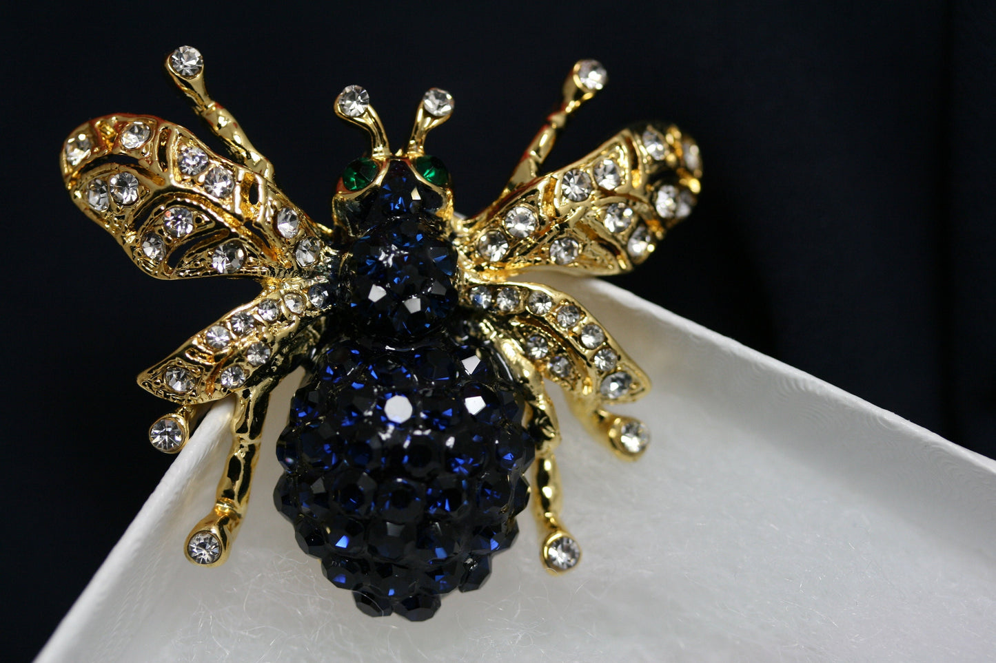 Rhinestone Blue Sapphire Bumble Bee Pin Brooch for Women, Crystal Bee Pin Jewelry