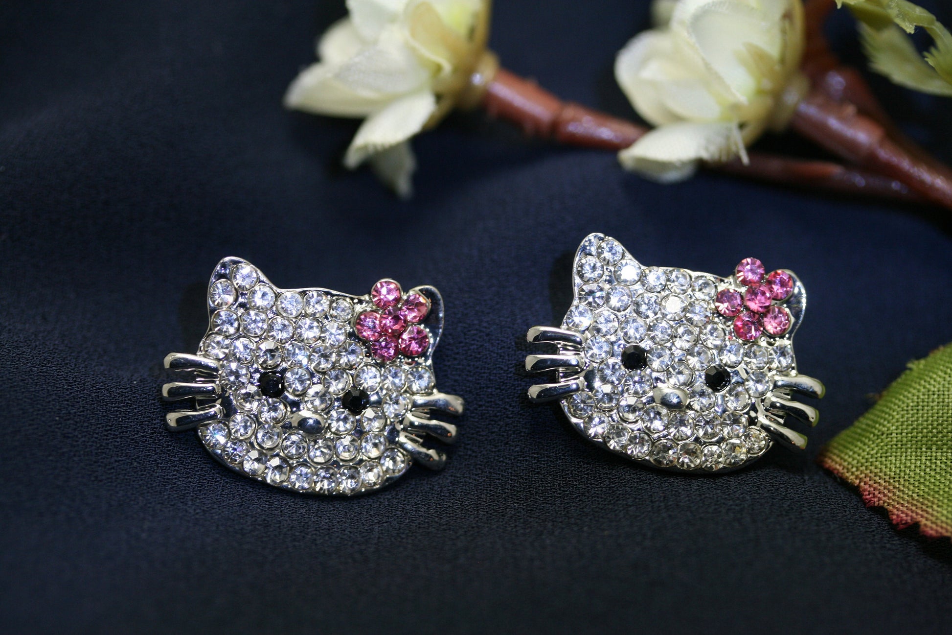 Silver Hello Kitty Rhinestone Brooch, Cat Pin with Pink Flower Kitty Bling, Crystal Hello Kitty Earrings
