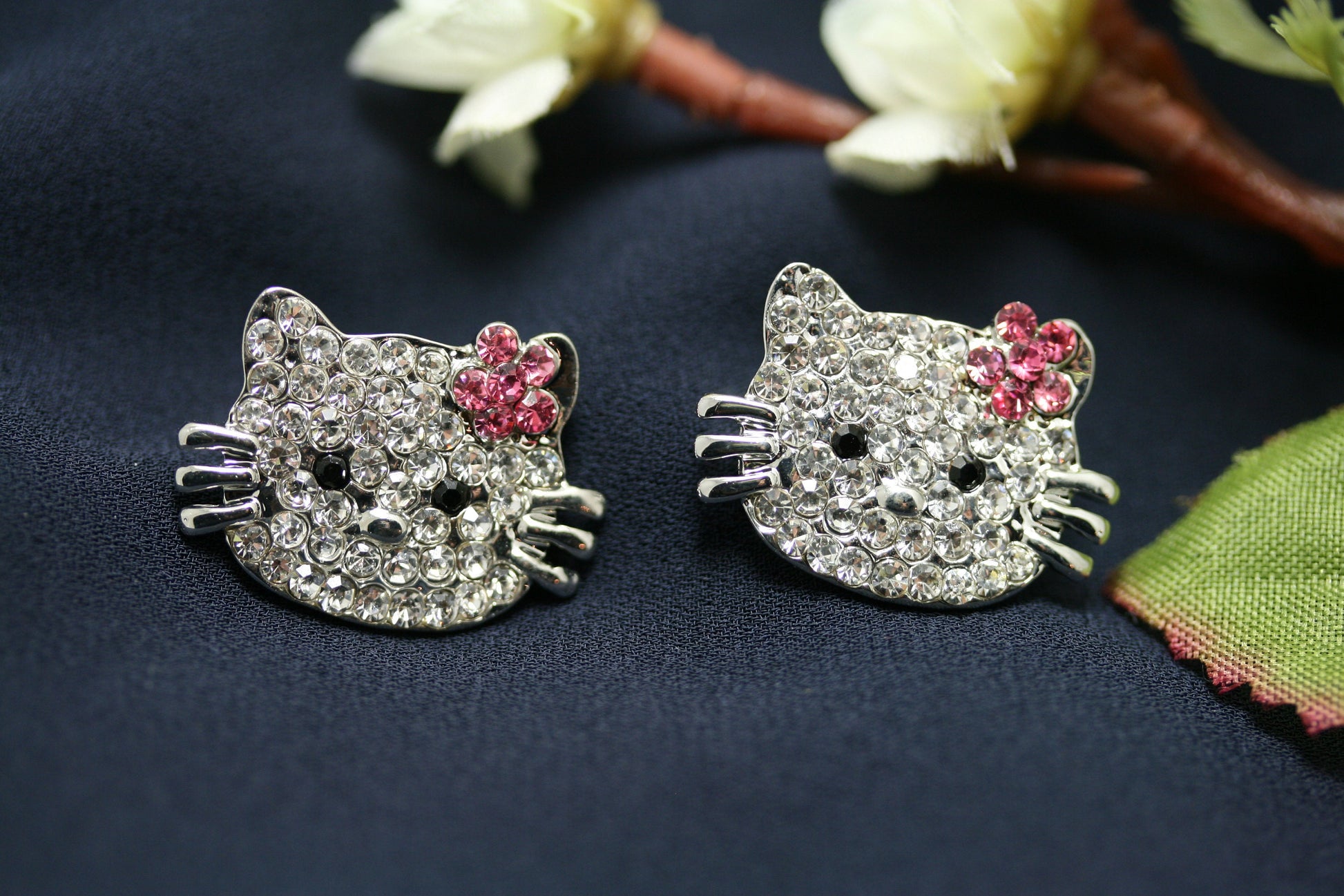 Silver Hello Kitty Rhinestone Brooch, Cat Pin with Pink Flower Kitty Bling, Crystal Hello Kitty Earrings