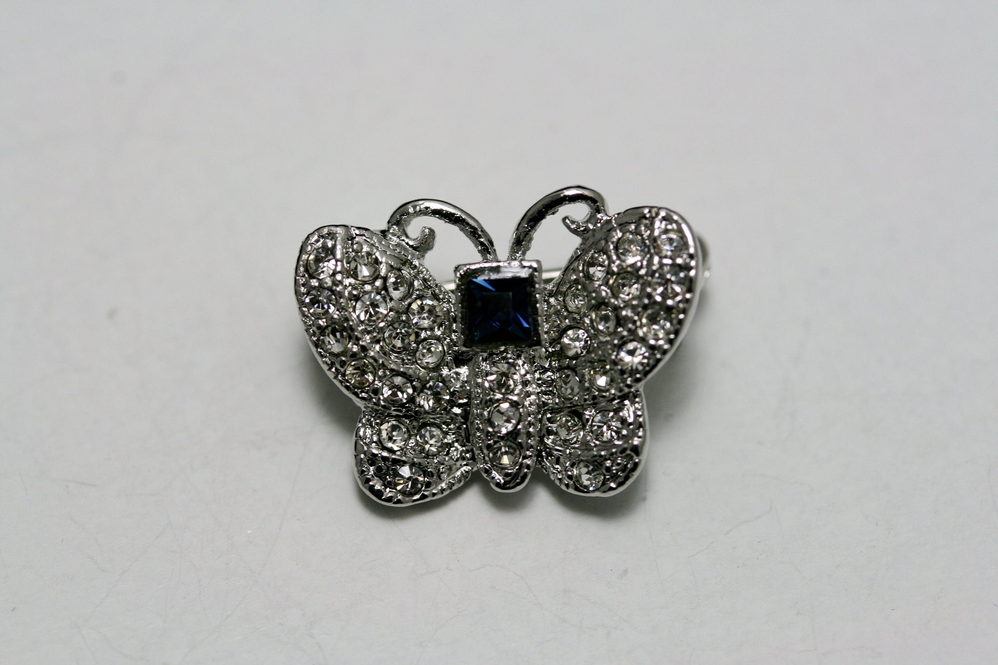 Butterfly Brooch Pin Crystal Blue Rhinestone Lovely Brooches For Women