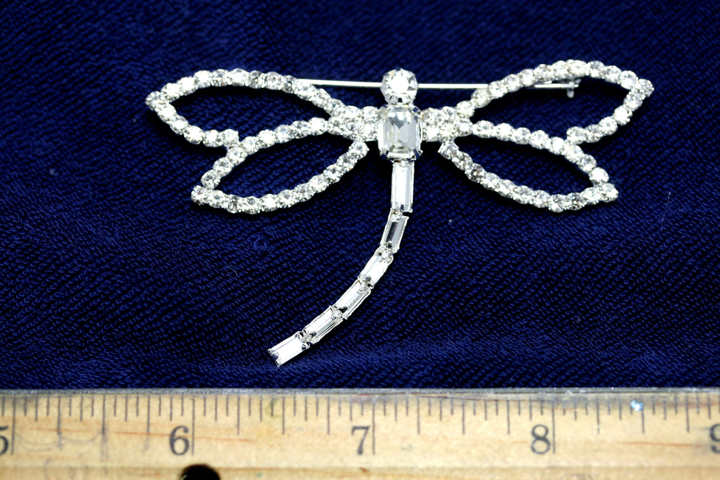 Silver-Tone Metal Elegant Clear Crystal Rhinestone Dainty Dragonfly Pin Brooch