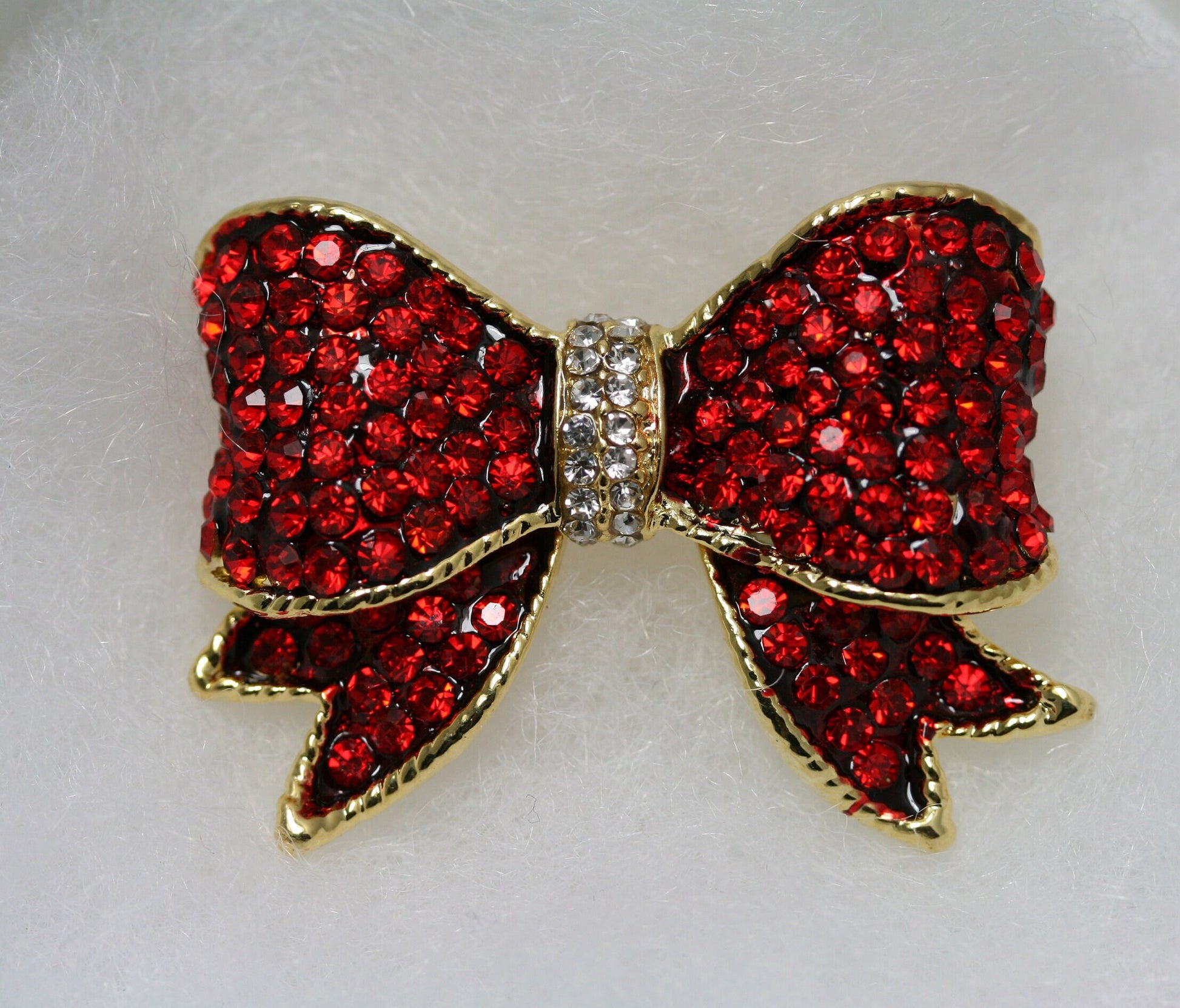 Vintage Red Bow Brooch Bow Gold Red Crystal Ribbon Bow Broach Pin Rhinestone Ribbons Brooches Jewelry Gifts