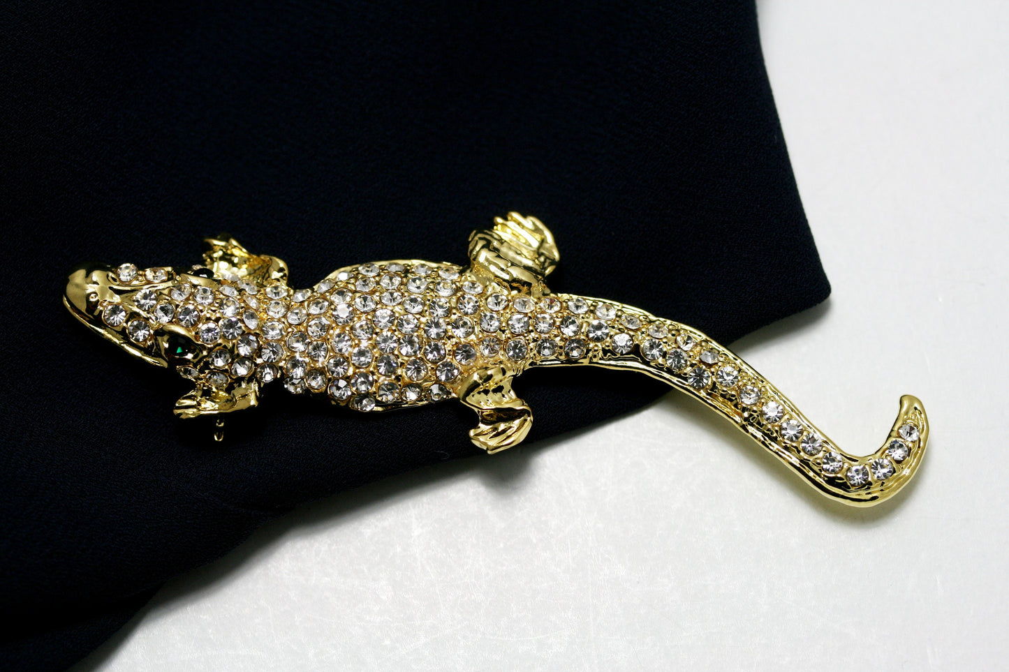 Vintage Jewelry Beautiful Gold Tone and Rhinestone Alligator Pin Brooch, Crocodile Brooch, Animal Brooch, Lizard Brooch