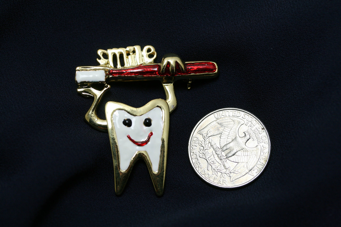 Teeth Tooth Brooch Pins Enamel Health Logo Toothbrush Pin Dentist Badge Brooches