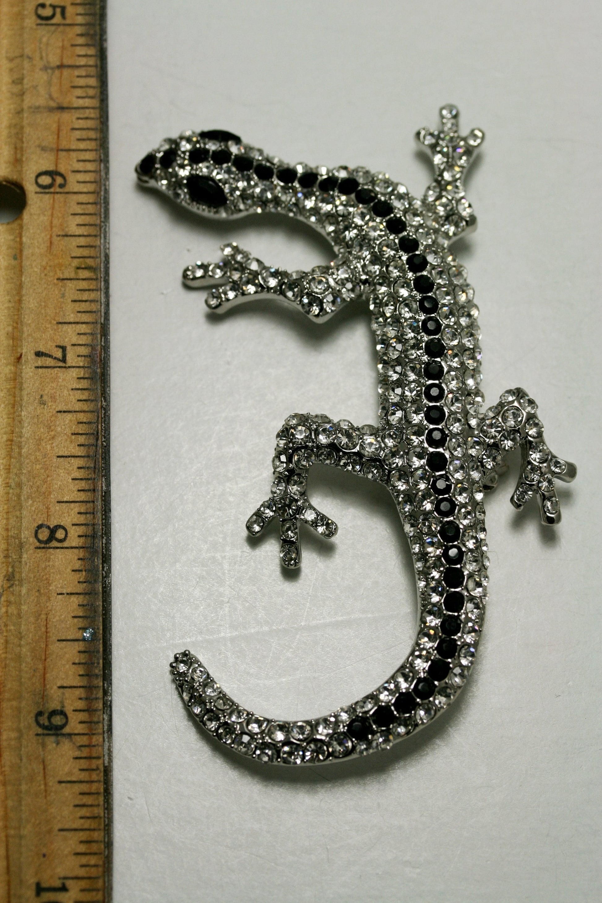Beautiful Rhinestone Lizard Brooch, Lizard Gecko Salamander Pin Chameleon Komodo Dragon Rhinestone Crystal