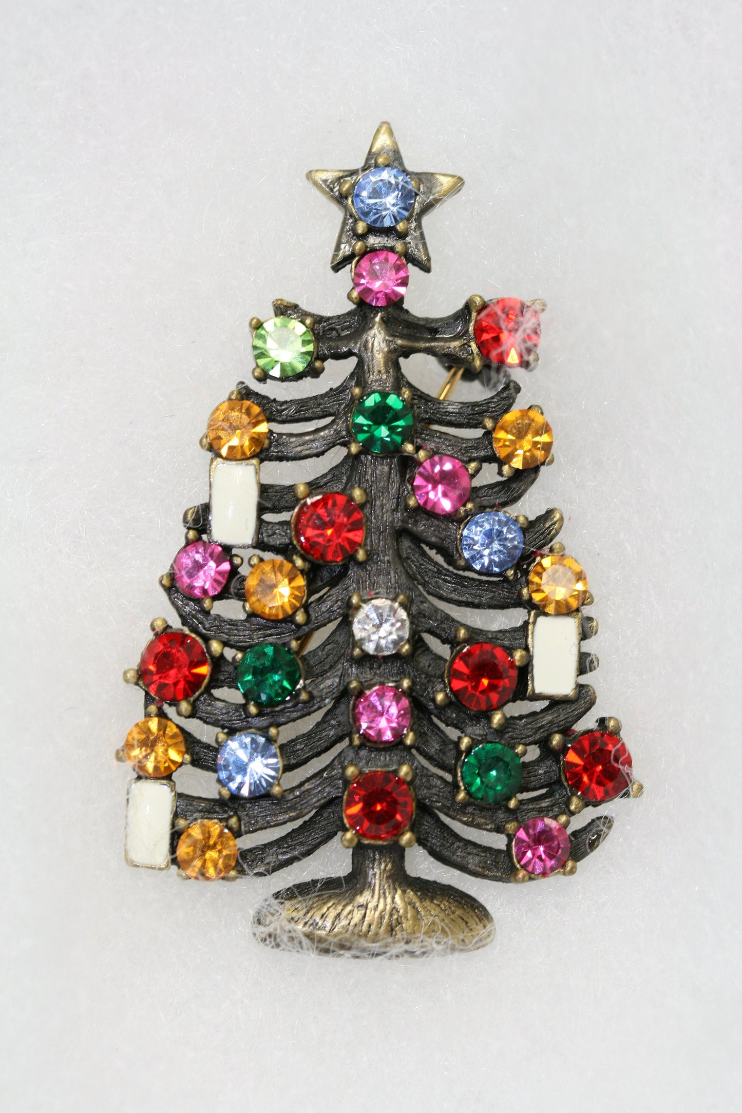 Vintage Rhinestone Christmas Tree 3 Candles & Star Brooch Pin