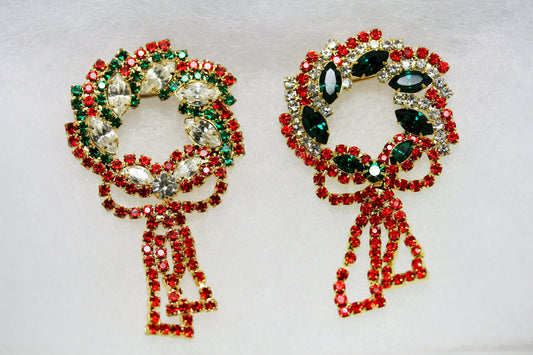 Vintage Christmas Wreath Rhinestone Pin Brooch, Christmas Holiday Jewelry