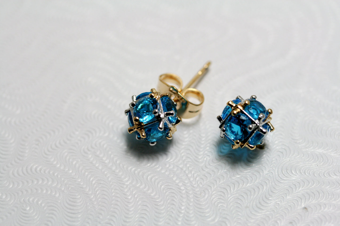 Crystal Rhinestone Disco Ball 7 mm Post Stud Earrings Glitter Ball Studs Earrings