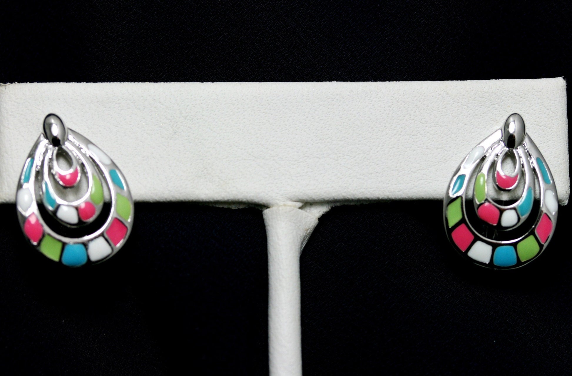 Silver-tone Enamel Teardrop Clip On Earrings | THE COLORS COLLECTION