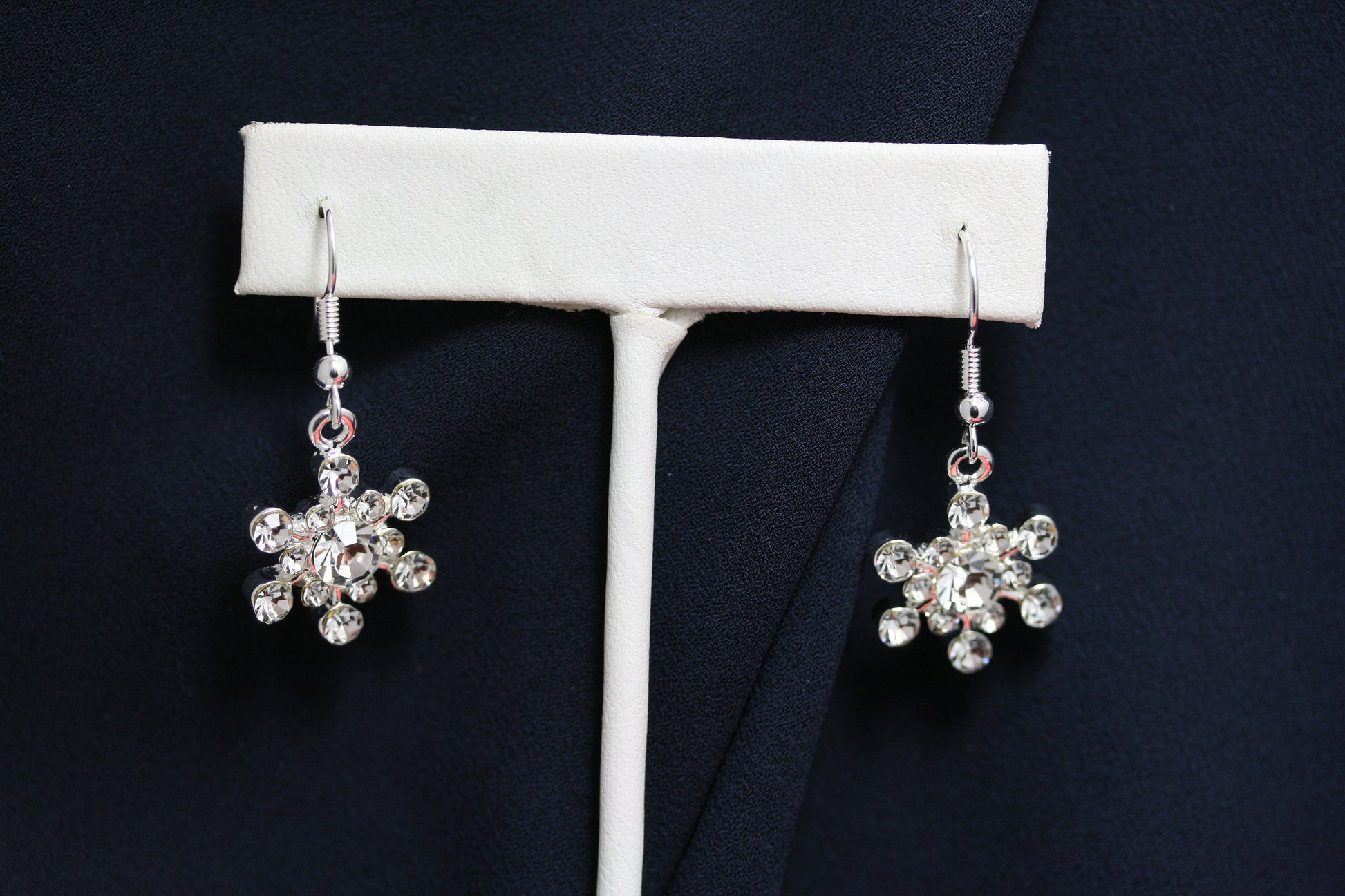 Christmas Snowflake Earrings for Women Girls Holiday Rhinestone Snowflake Dangle Earring Studs Festive Xmas Costume Earring Gifts