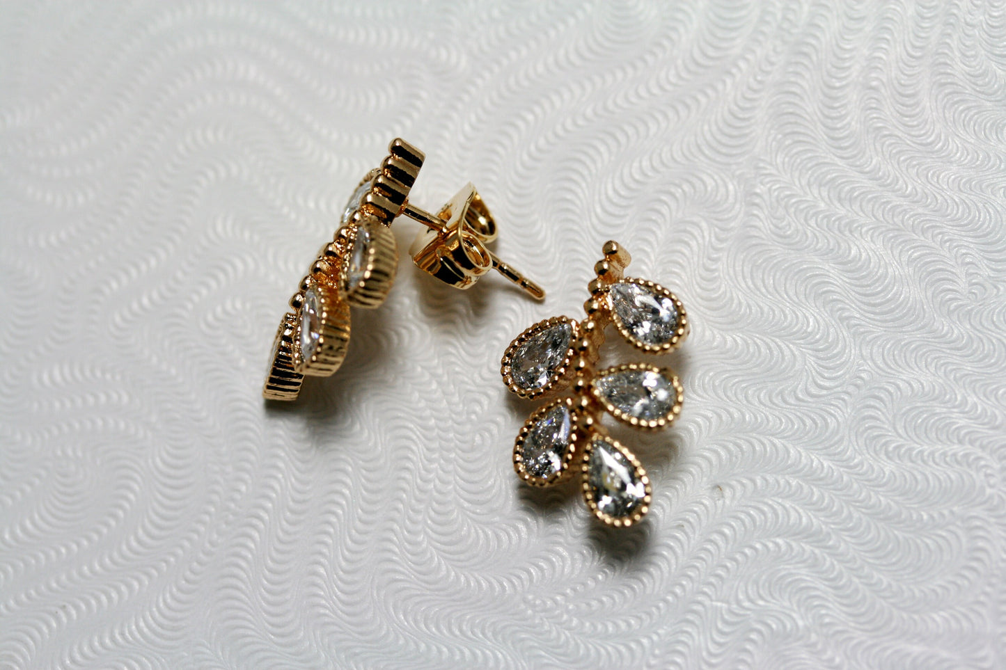 Leaf Stud Earrings with Zircon Gemstones, Rose Gold Leaf Flower Stud Earrings, CZ Rhinestone Minimalist Earrings