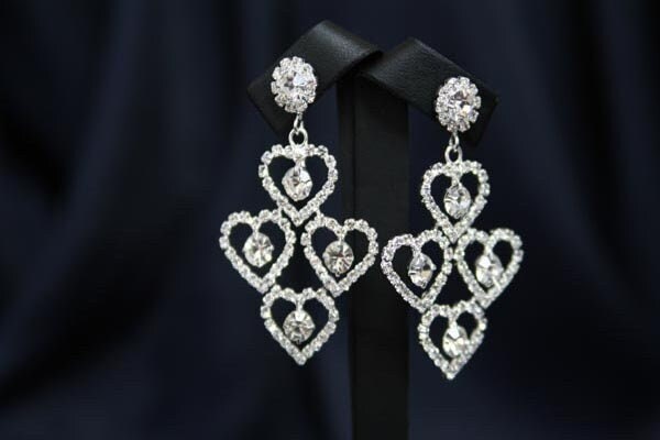 Clear Rhinestones Open Heart Post Drop Earrings Décor Drop Earrings Bridal Wedding Beautiful Dazzle Crystal Dangle Fashion Jewelry