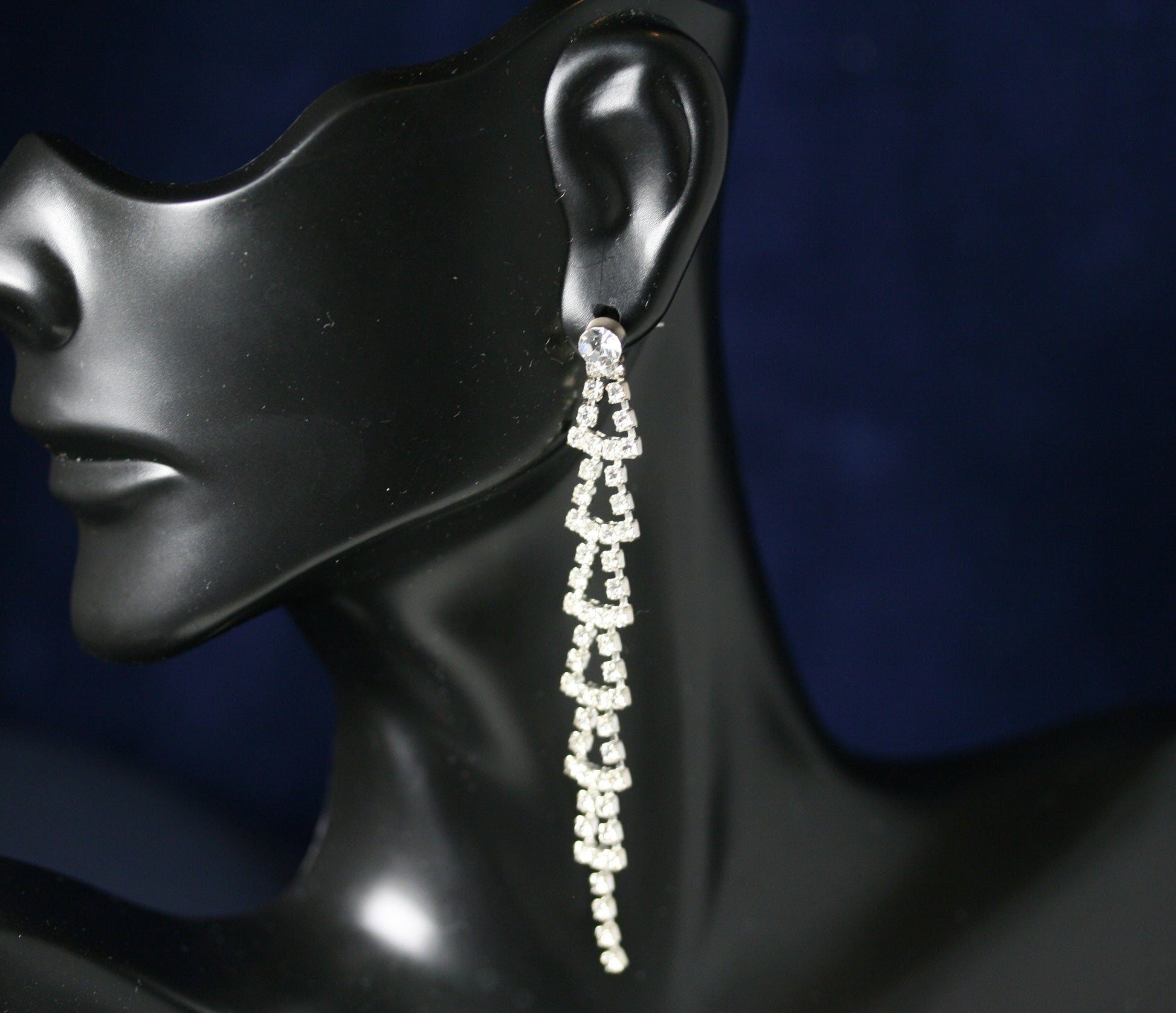 Clear Rhinestones Unique Post Drop pageant Earrings Décor Drop Earrings Bridal Wedding Beautiful Dazzle Crystal Dangle Fashion Jewelry