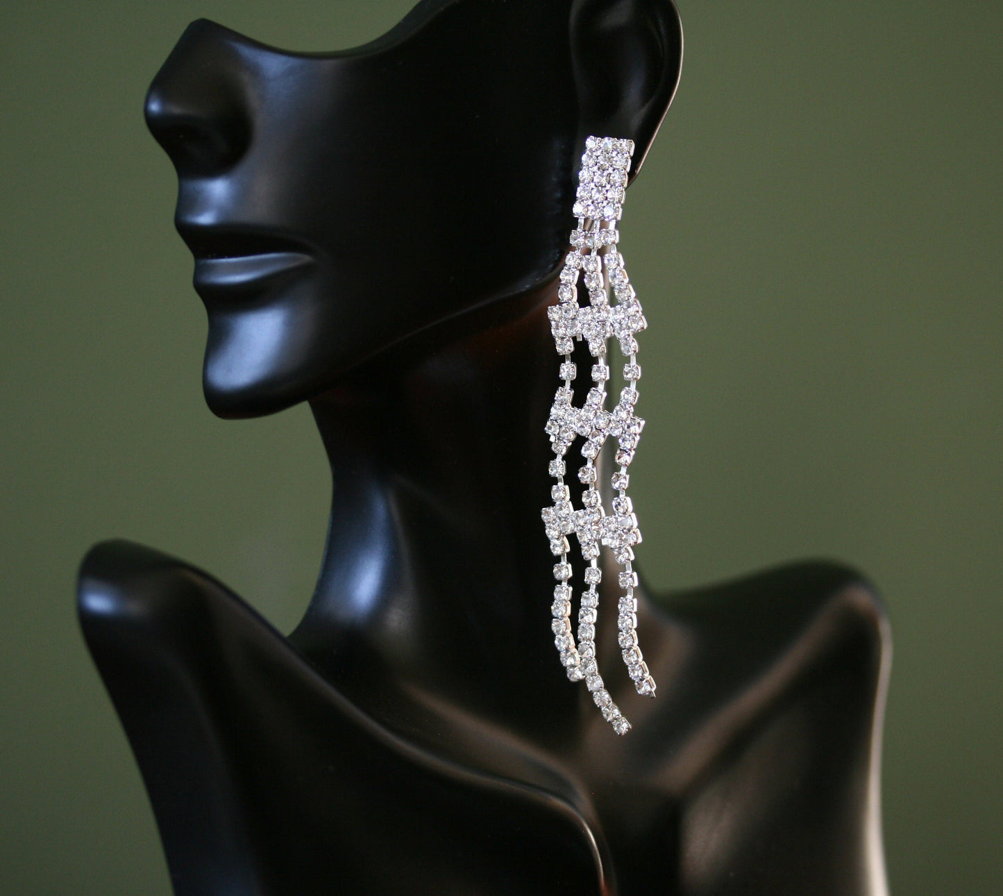 Clear Rhinestones Unique Post Drop pageant Earrings Décor Drop Earrings Bridal Wedding Beautiful Dazzle Crystal Dangle Fashion Jewelry