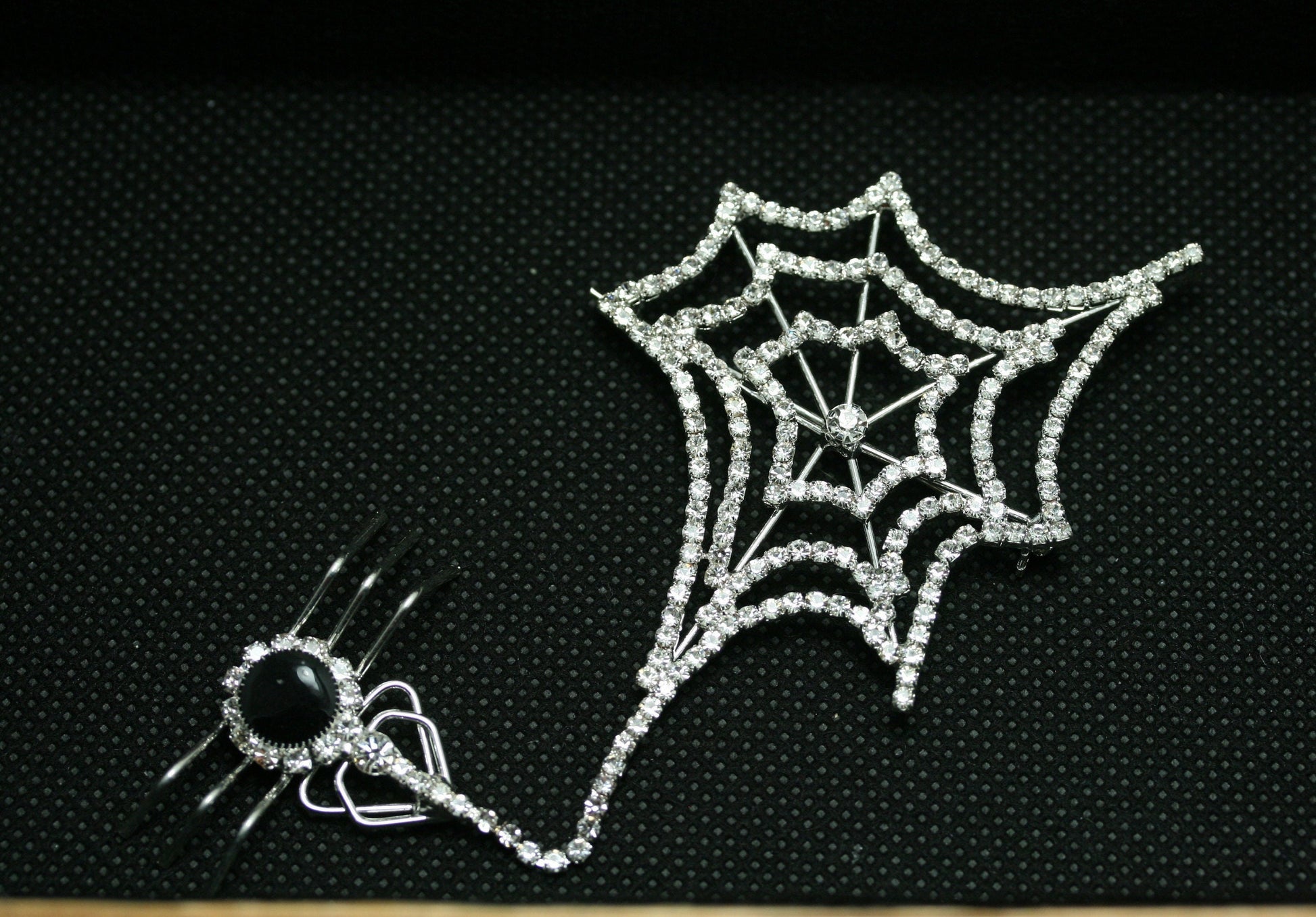 Halloween Vintage SPIDER & WEB Rhinestone Brooch, Large Spider Pin Crystal Halloween Jewelry