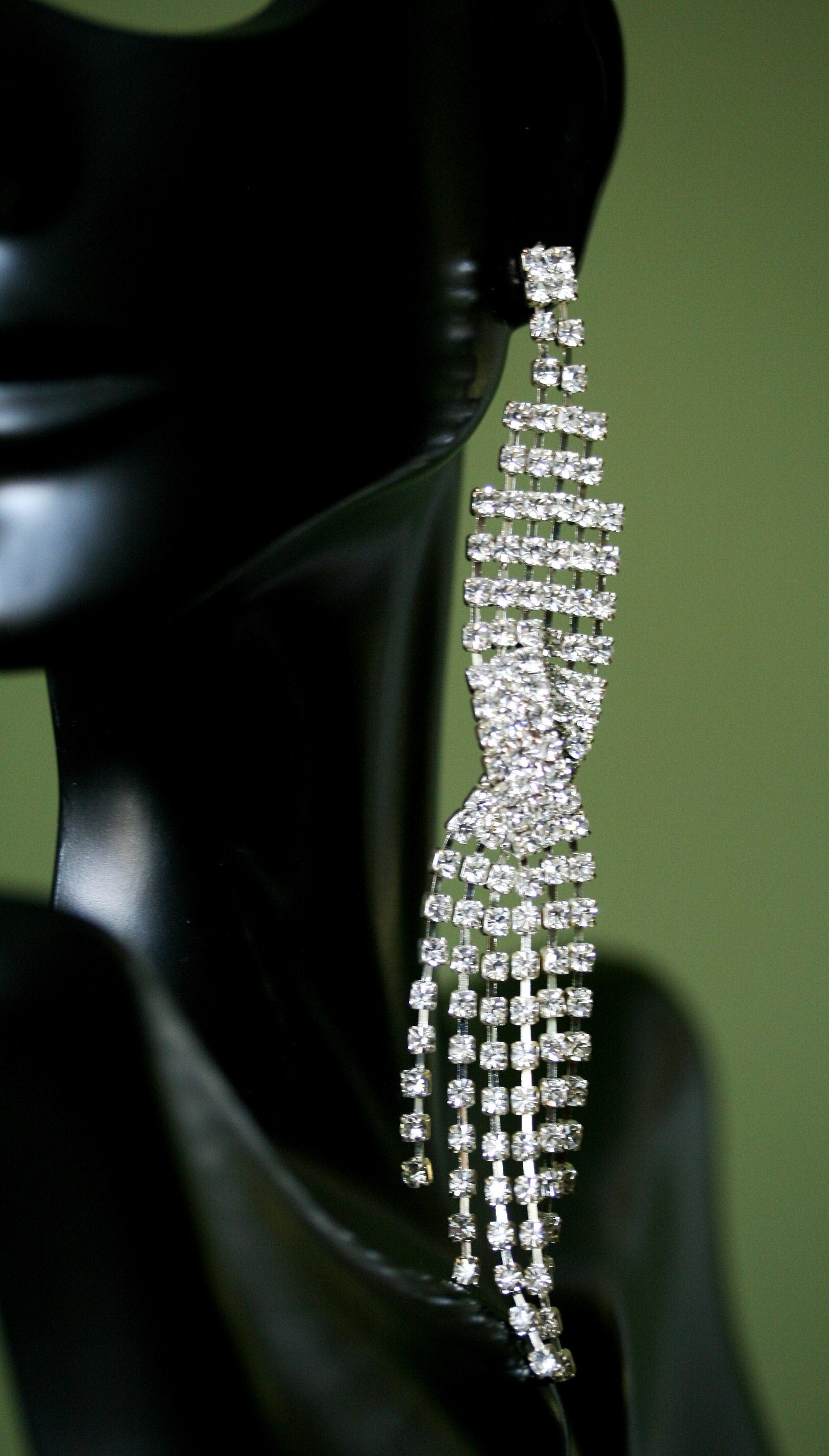 Clear Rhinestones Unique Post Drop pageant Earrings Décor Drop Earrings Bridal Wedding Beautiful Dazzle Crystal Dangle Fashion Jewelry