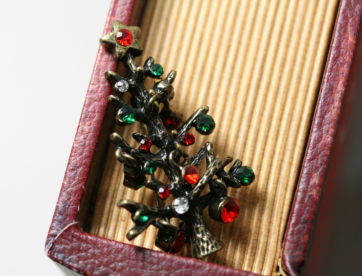 Vintage Christmas Tree Brooch, Crystal Holiday Jewelry Gift For Her, Rhinestone Christmas Tree Pin