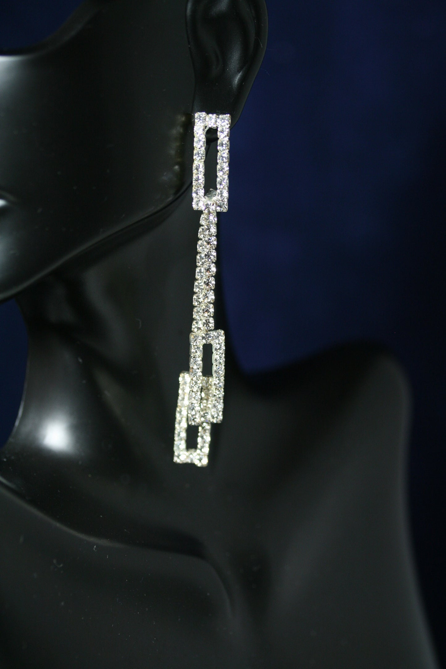 Clear Rhinestones Unique Post Drop pageant Earrings Décor Drop Earrings Bridal Wedding Beautiful Dazzle Crystal Dangle Fashion Jewelry