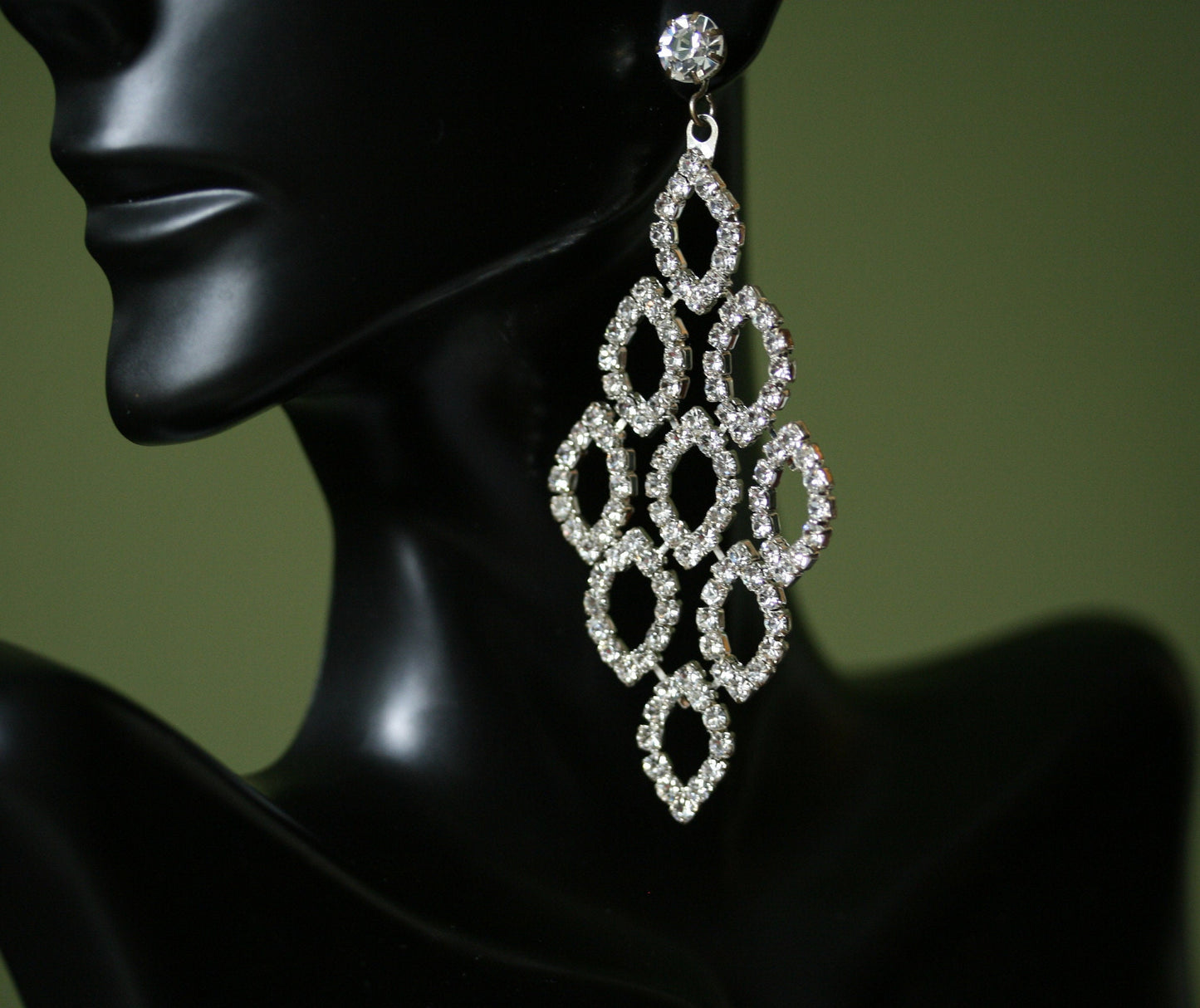 Clear Rhinestones Unique Post Drop pageant Earrings Décor Drop Earrings Bridal Wedding Beautiful Dazzle Crystal Dangle Fashion Jewelry