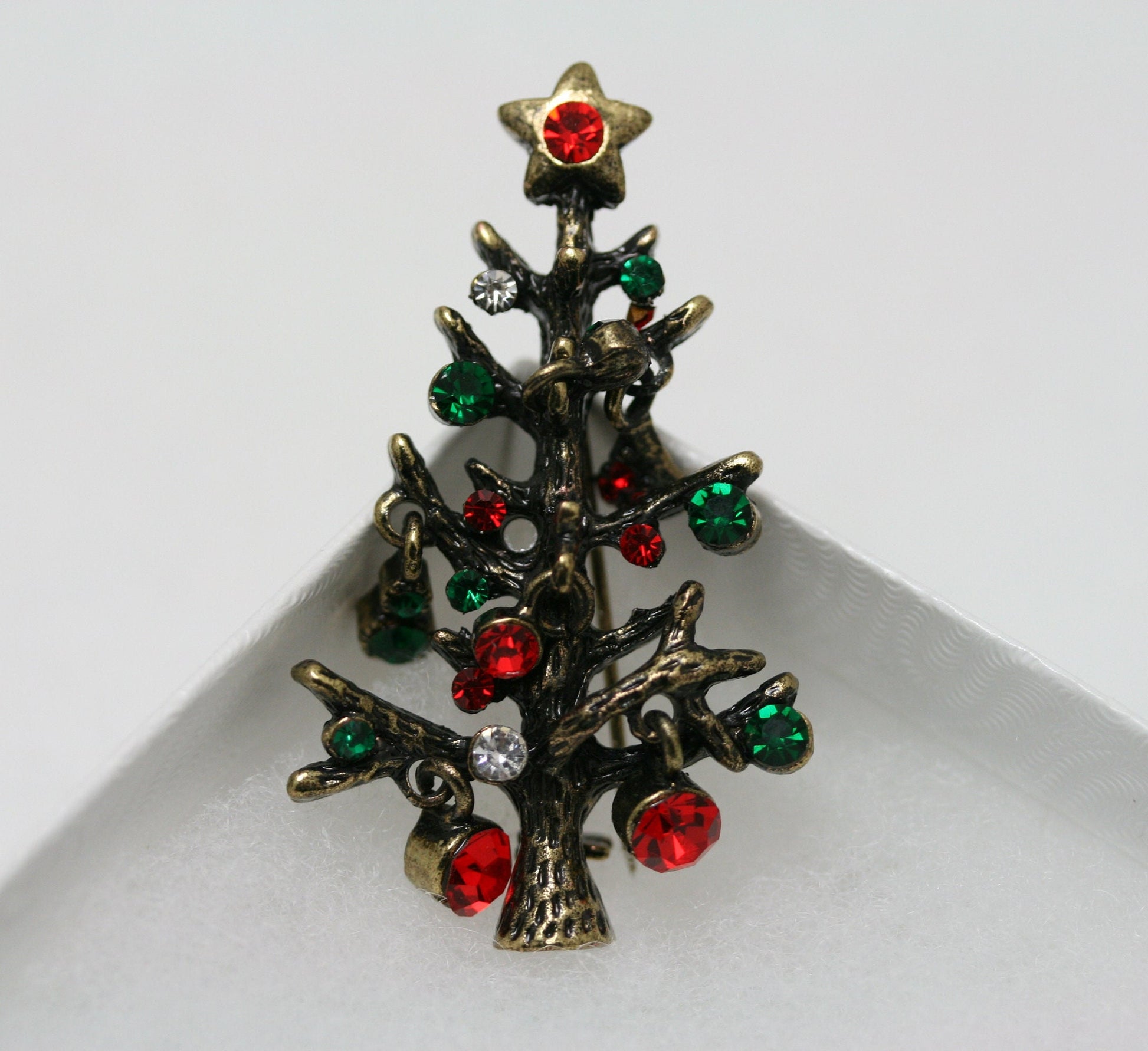 Vintage Christmas Tree Brooch, Crystal Holiday Jewelry Gift For Her, Rhinestone Christmas Tree Pin